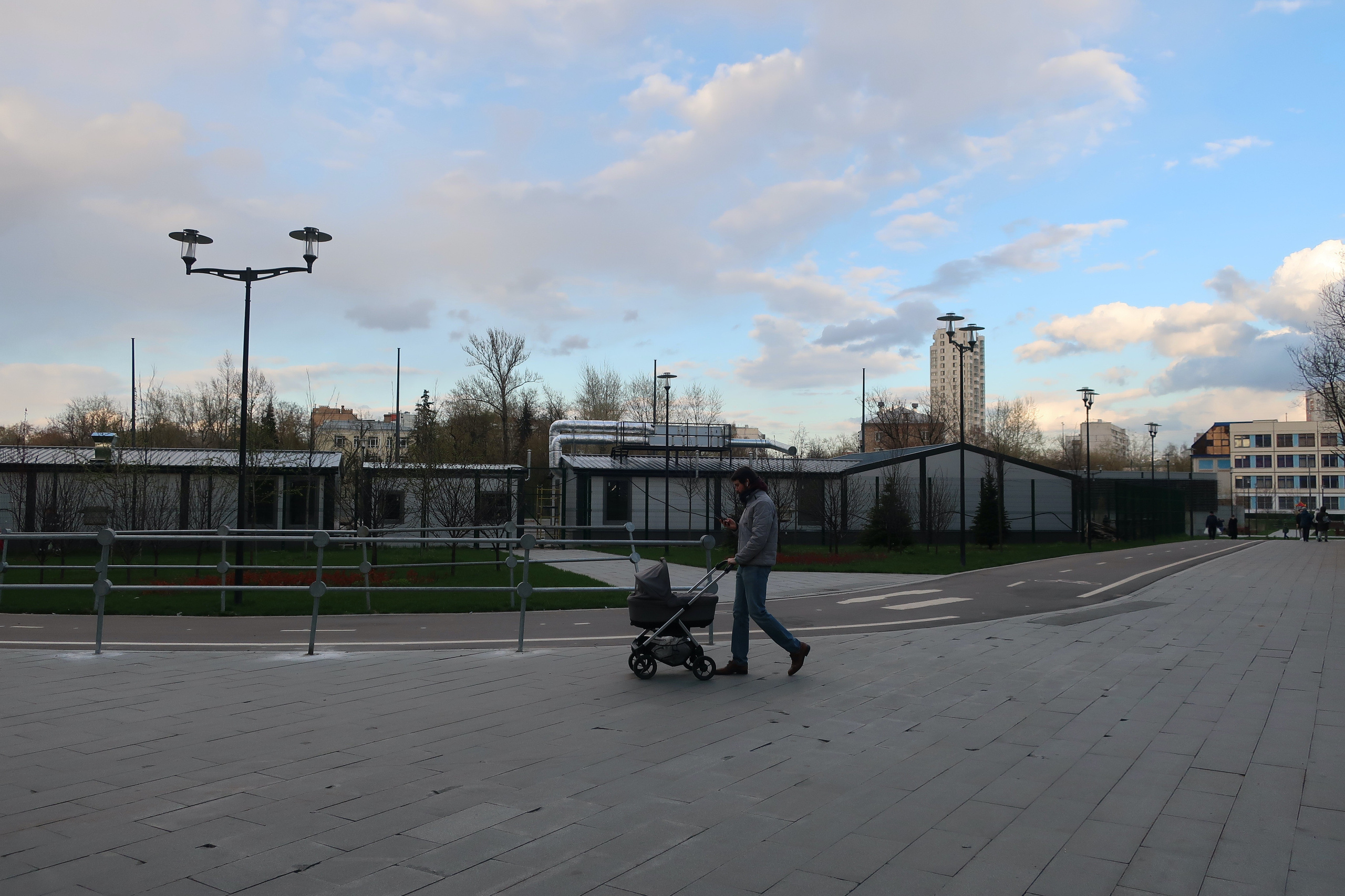 Фотопрогулка по студенческим местам: МЭИ, студгородок, общежитие. Проект «Фотокладовка»: блог уличной фотографии в формате street photo