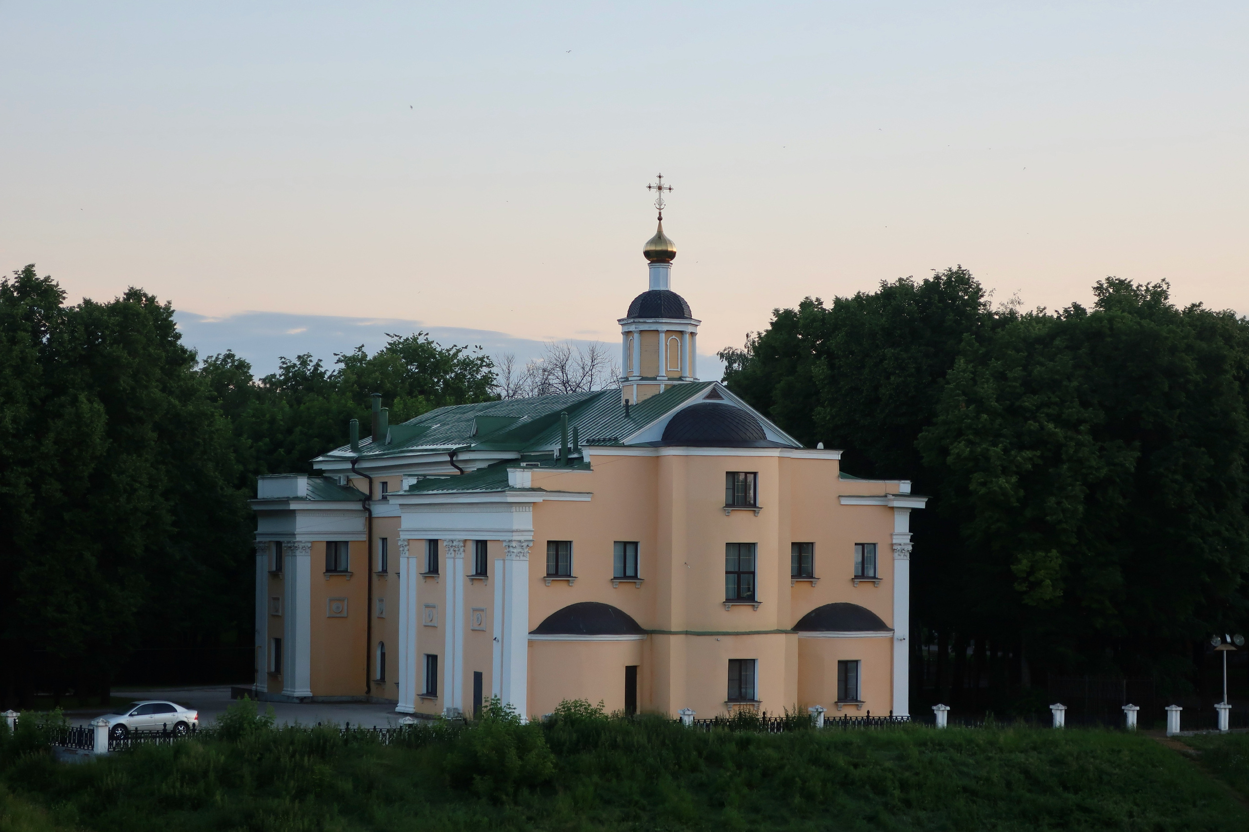 Фотопрогулка по Рязани ч.1: Рязанский кремль, храмы, колокольня. Проект «Фотокладовка»: блог уличной фотографии в формате street photo