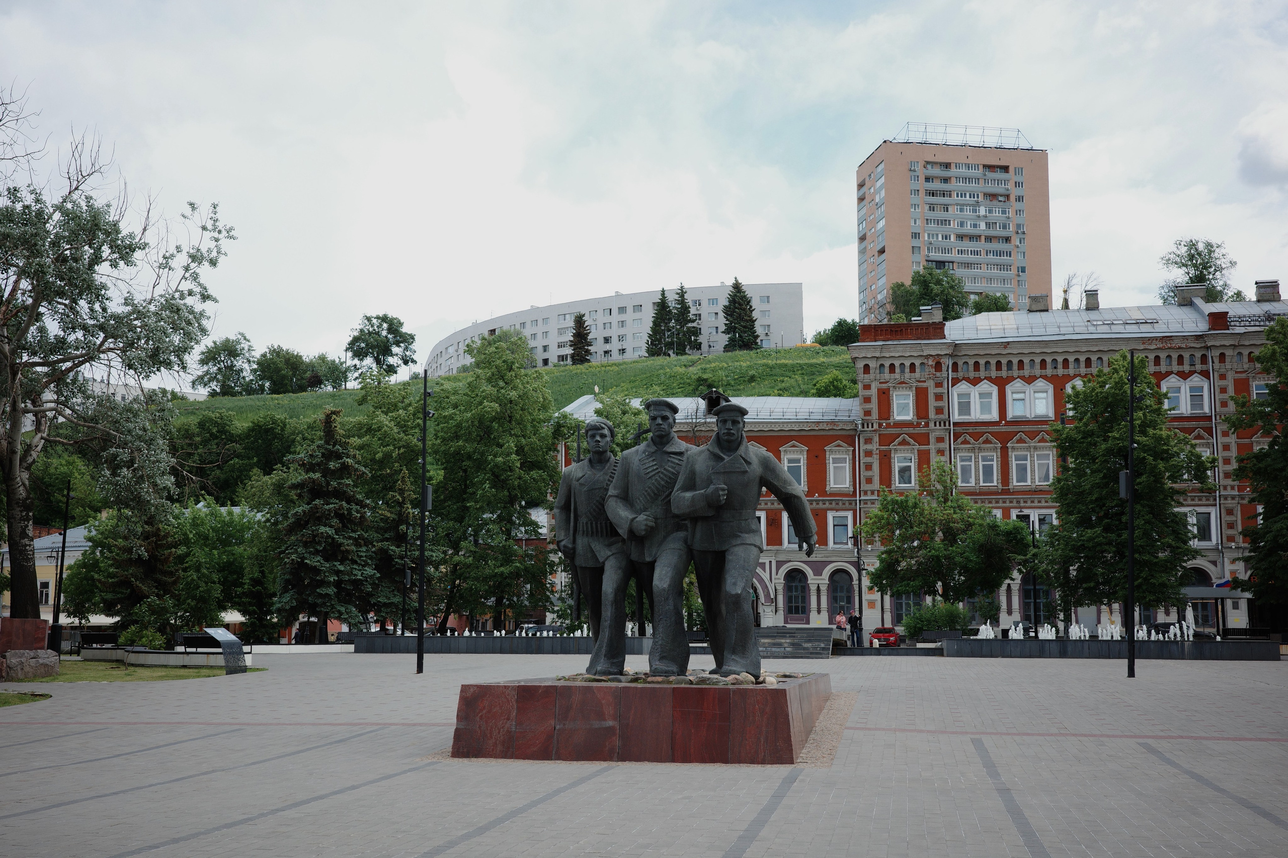 Нижний Новгород: что посмотреть — Большая Покровская, Кремль, слияние Волги и Оки, интересные места в центре города. Проект «Фотокладовка»: блог уличной фотографии в формате street photo