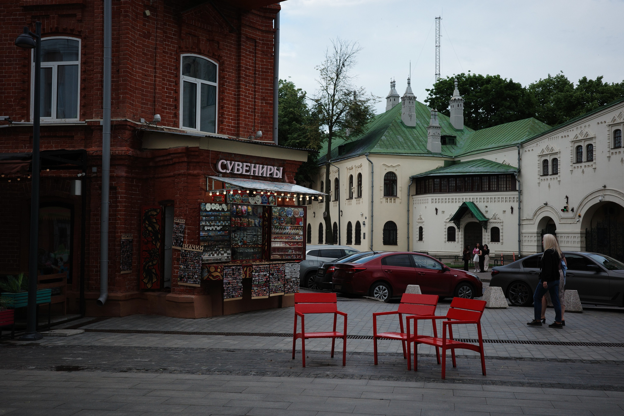 Нижний Новгород: что посмотреть — Большая Покровская, Кремль, слияние Волги и Оки, интересные места в центре города. Проект «Фотокладовка»: блог уличной фотографии в формате street photo