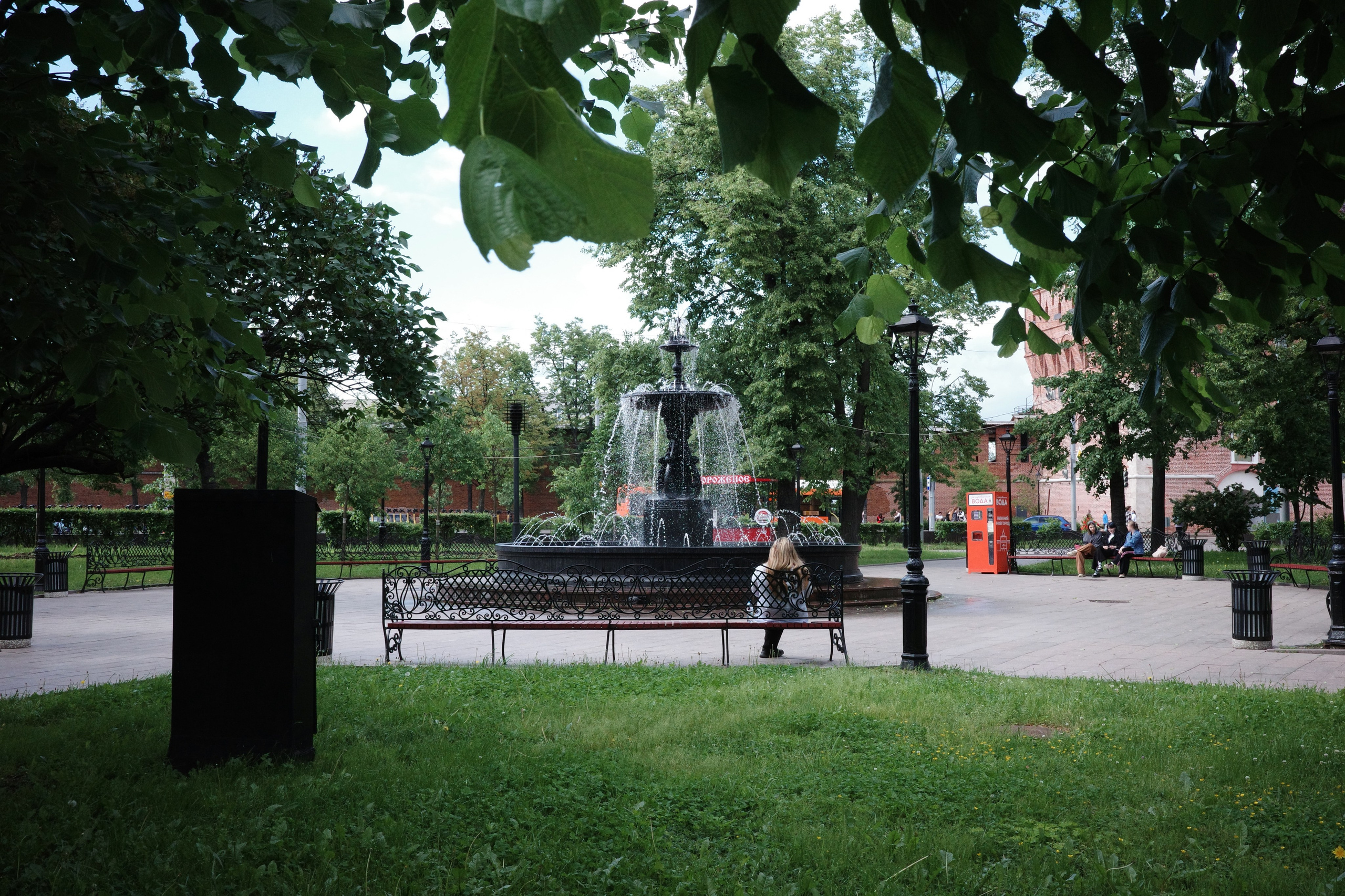 Нижний Новгород: что посмотреть — Большая Покровская, Кремль, слияние Волги и Оки, интересные места в центре города. Проект «Фотокладовка»: блог уличной фотографии в формате street photo