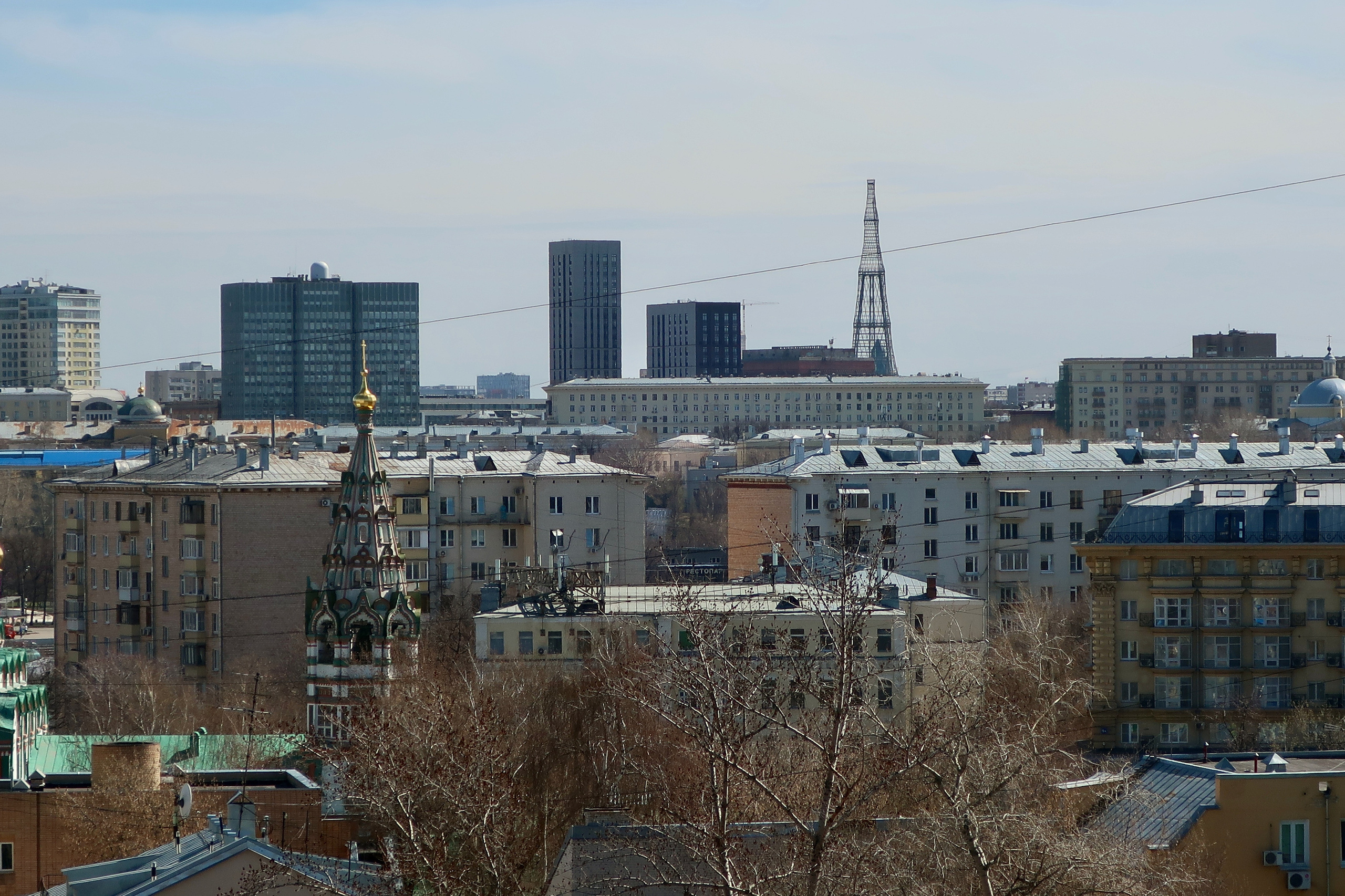 Башни, крыши и высотки Москвы с крыши здания в Хамовниках. Проект «Фотокладовка»: блог уличной фотографии в формате street photo