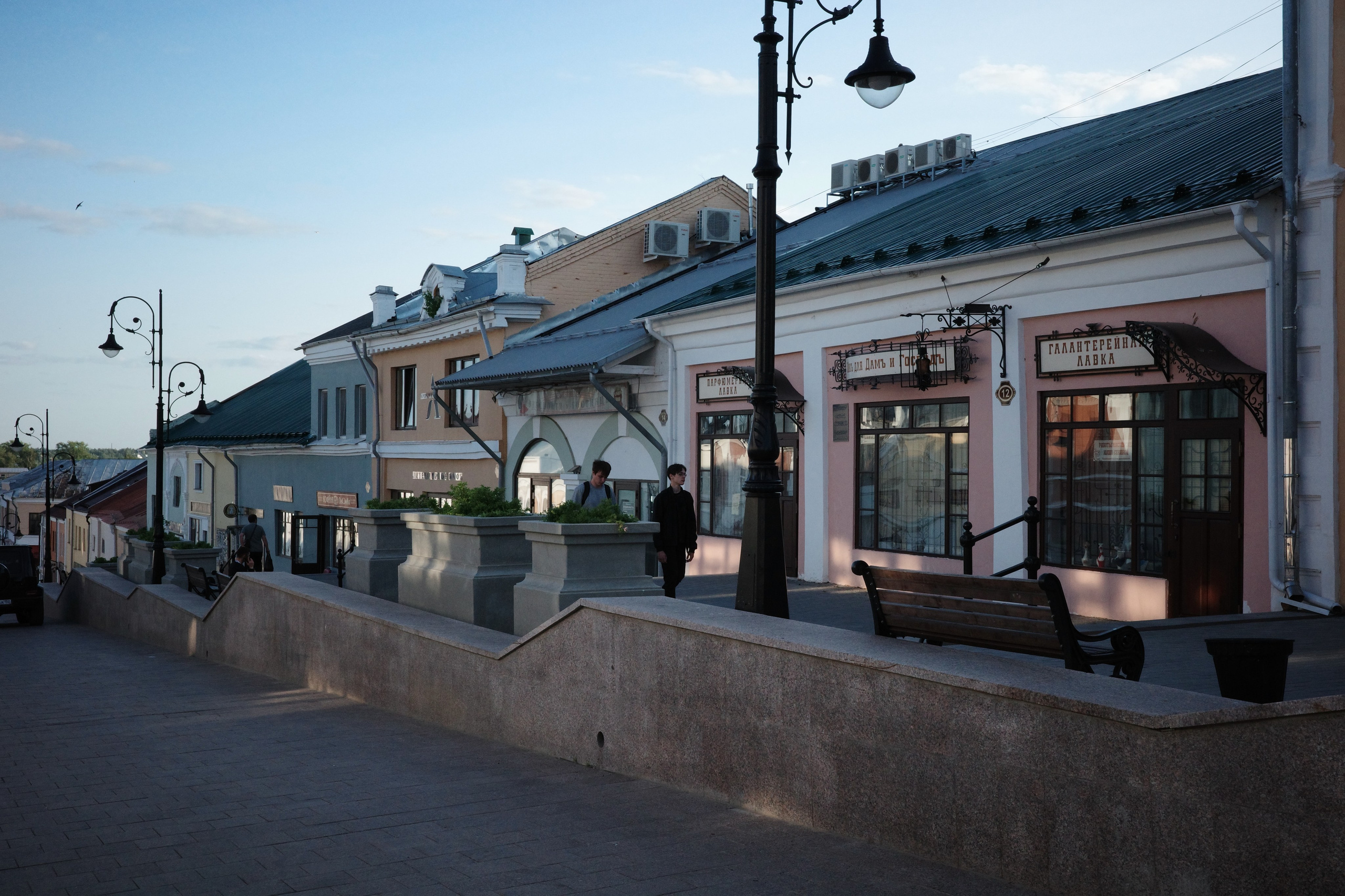 Арзамас: город вывесок, белых храмов и тишины. Фотопрогулка по городу за 1 день. Проект «Фотокладовка»: блог уличной фотографии в формате street photo