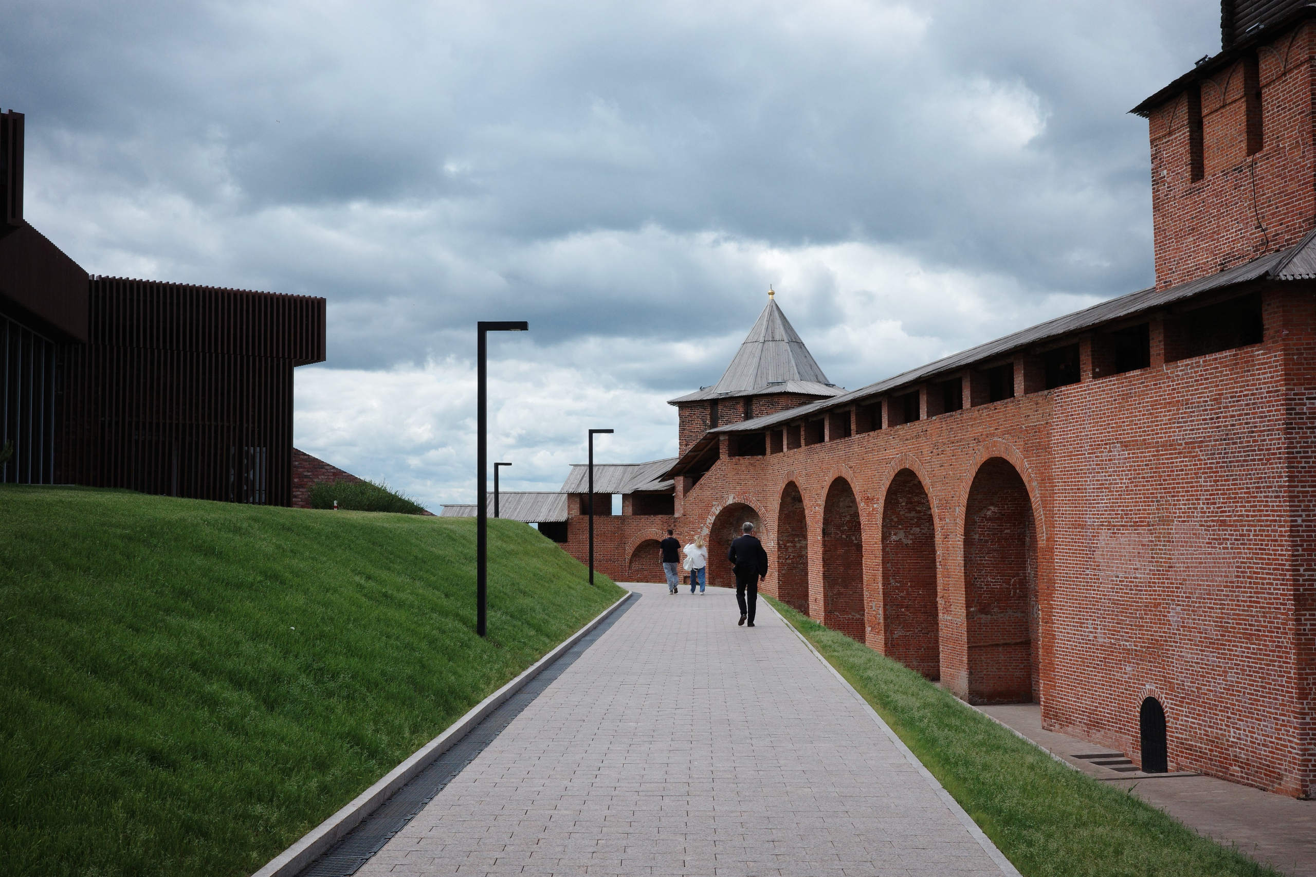 Нижний Новгород: что посмотреть — Большая Покровская, Кремль, слияние Волги и Оки, интересные места в центре города. Проект «Фотокладовка»: блог уличной фотографии в формате street photo