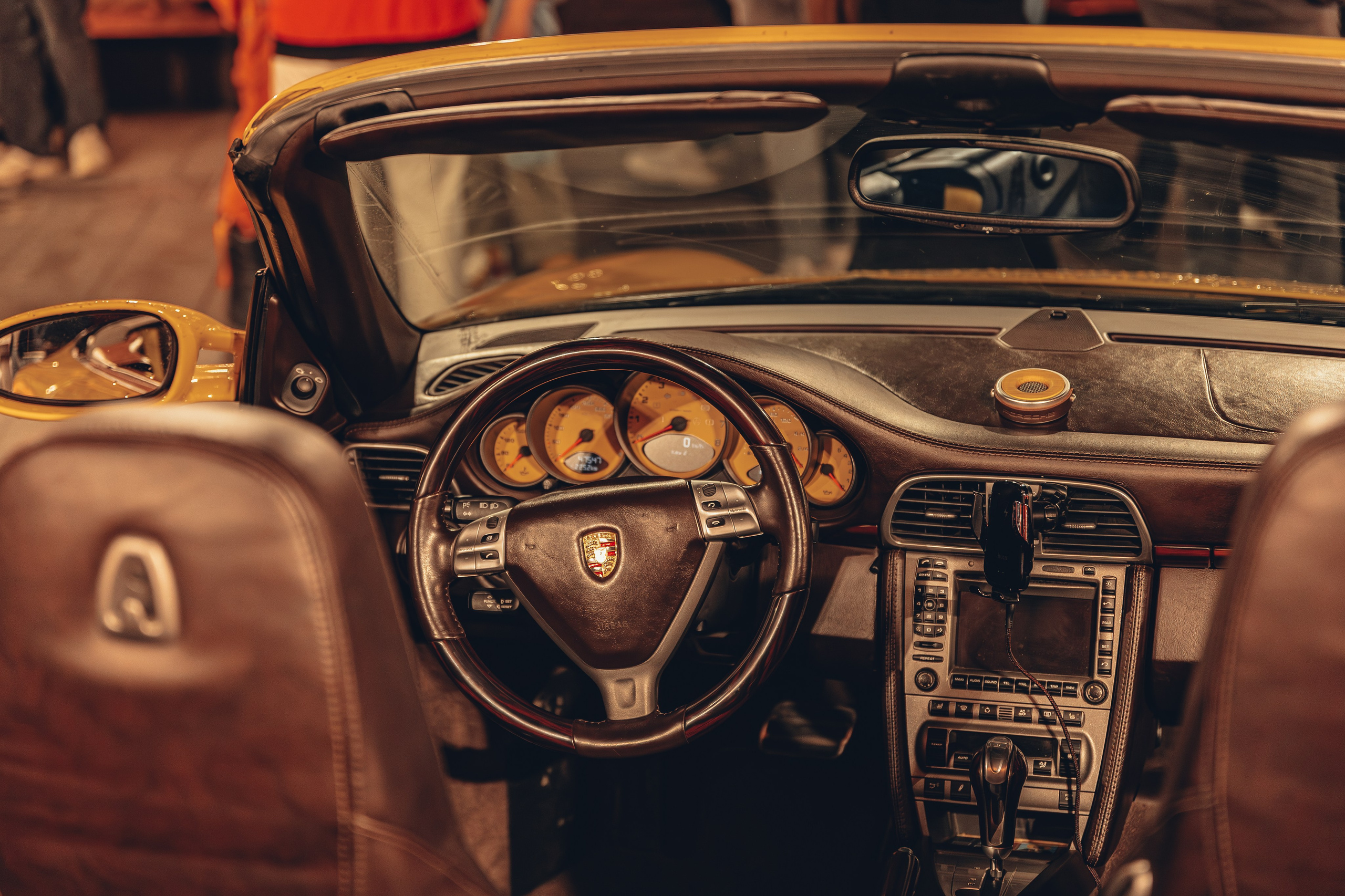 Руль Порше кабриолет