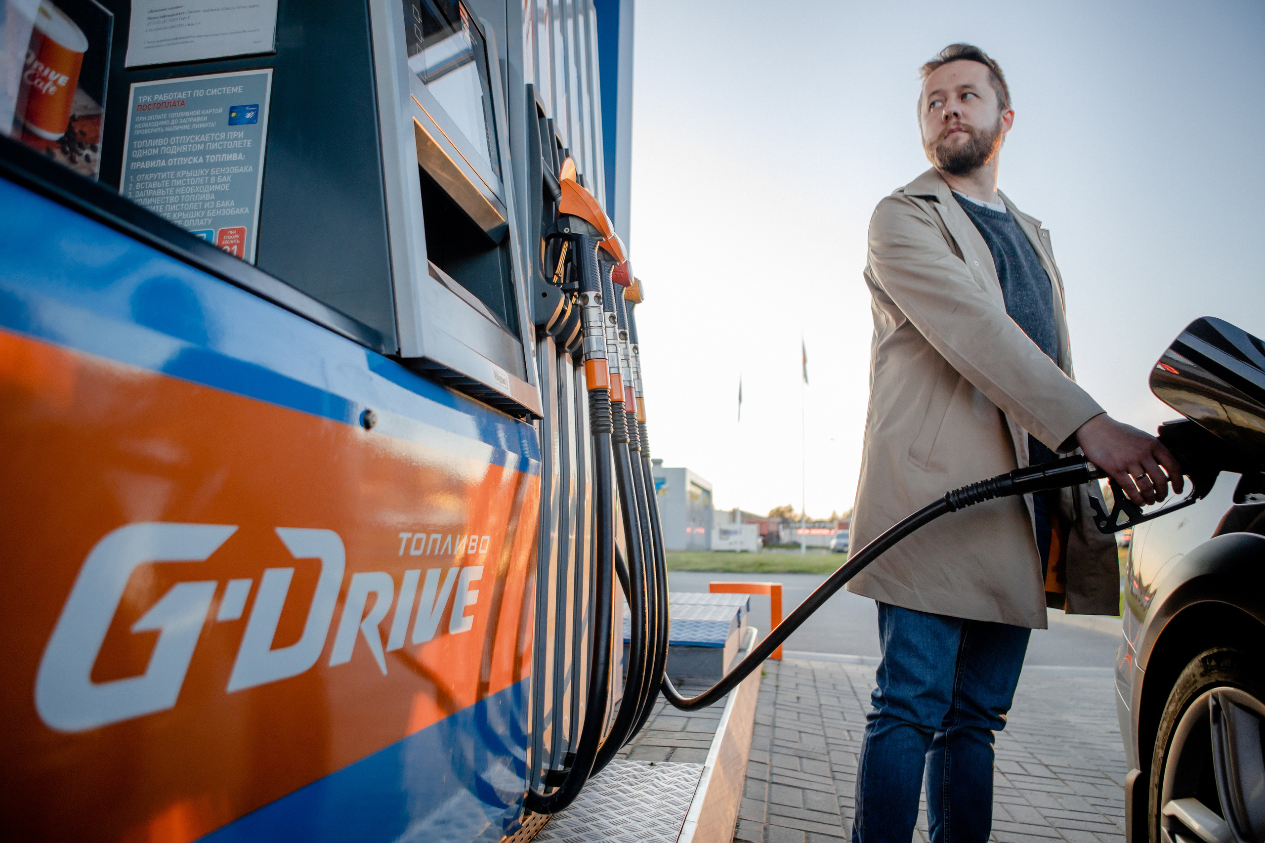 фотосессия для специалиста, мужчина в боксерских перчатках