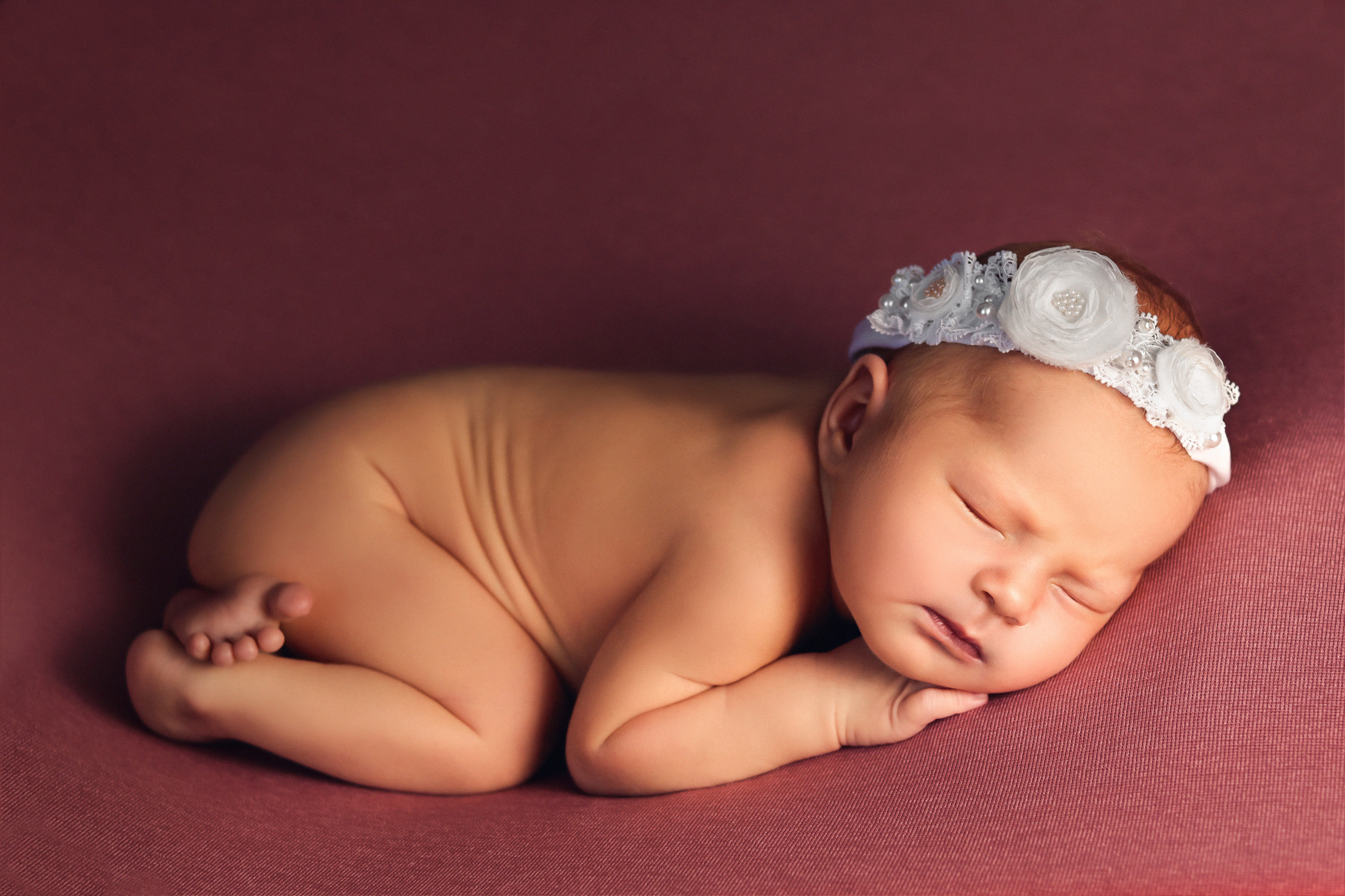 Базовая позировка ньюборн. Фотограф новорожденных в г. Барнаул Ренпенинг Катерина