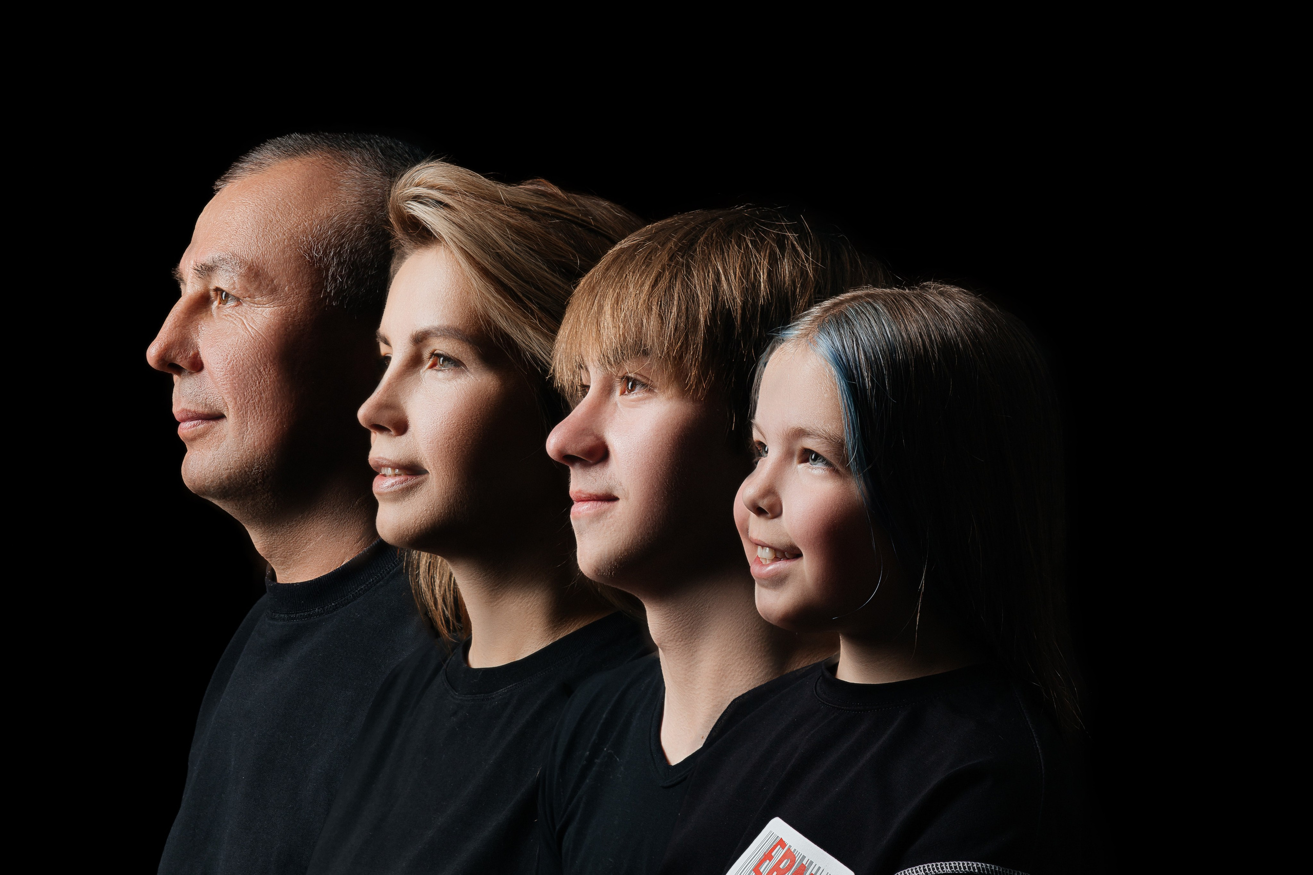 Услуги и прайс. Фотограф в Иркутске Анастасия Кись. Студийная фотосессия беременности в тканях Иркутск. Семейная фотосессия, ПОРТРЕТ «ПОКОЛЕНИЕ»