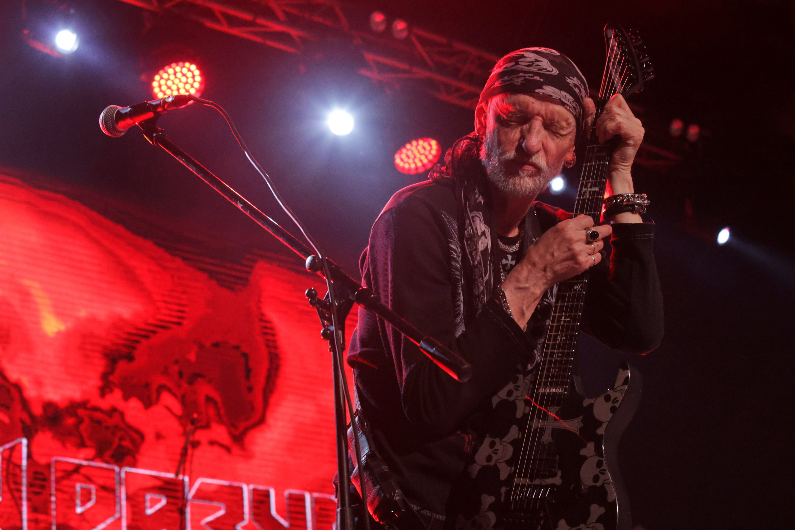 Концерт группы Воля и Разум в Спб. Фотограф Сергей Пюннинен