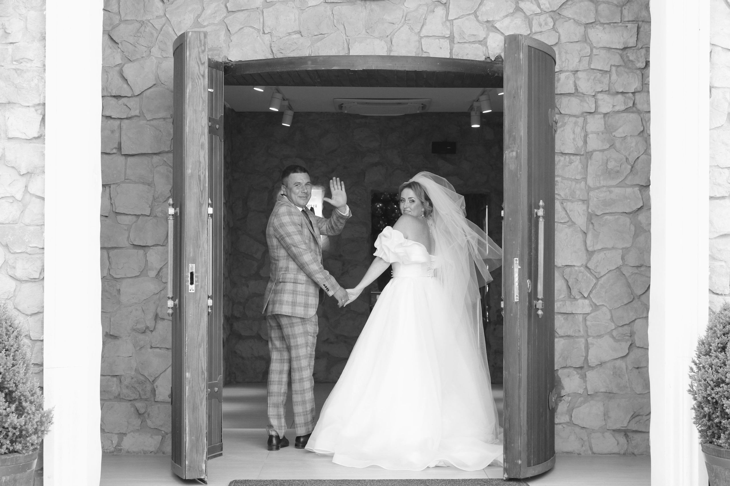 Стоимость. ВИДЕОГРАФ И ФОТОГРАФ В НОВОРОССИЙСКЕ / АНАПЕ / ГЕЛЕНДЖИКЕ