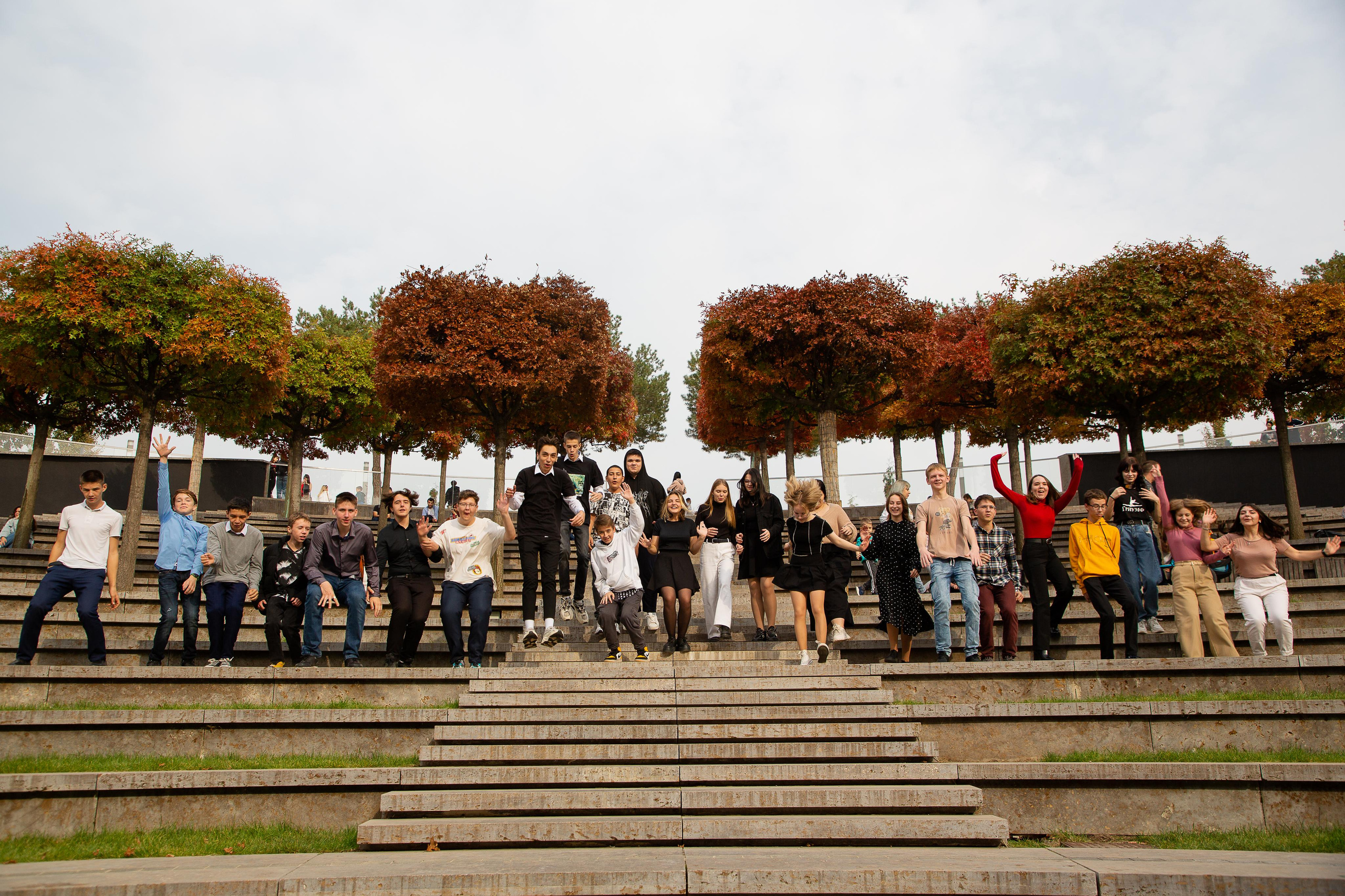 Фотосъемка старших классов в Парке «Краснодар» (Галицкого). Детский школьный и семейный фотограф в Краснодаре