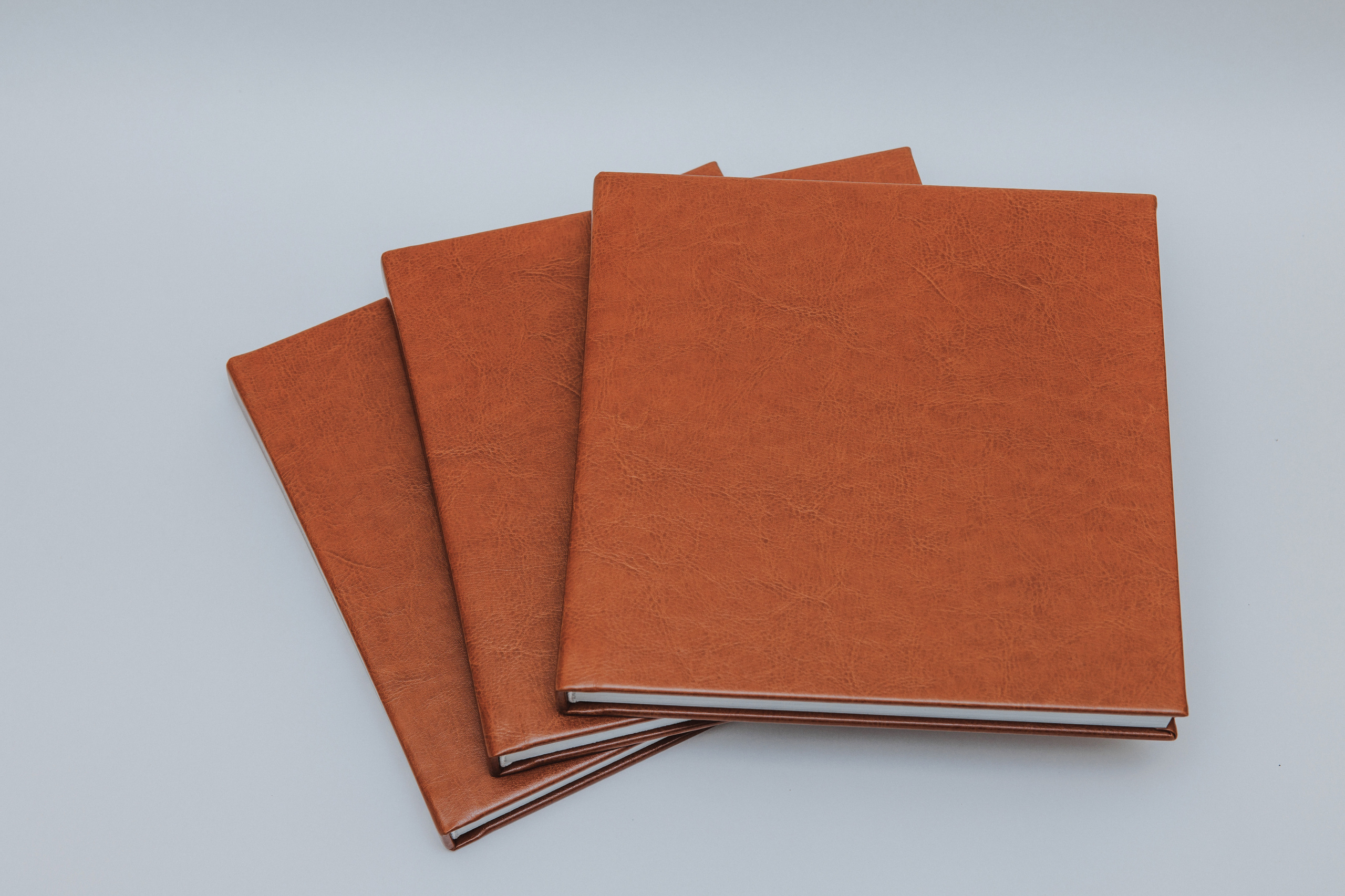 Свадебная фотокнига. Портретный фотограф Александра Харитонова Москва Новая Москва Троицк