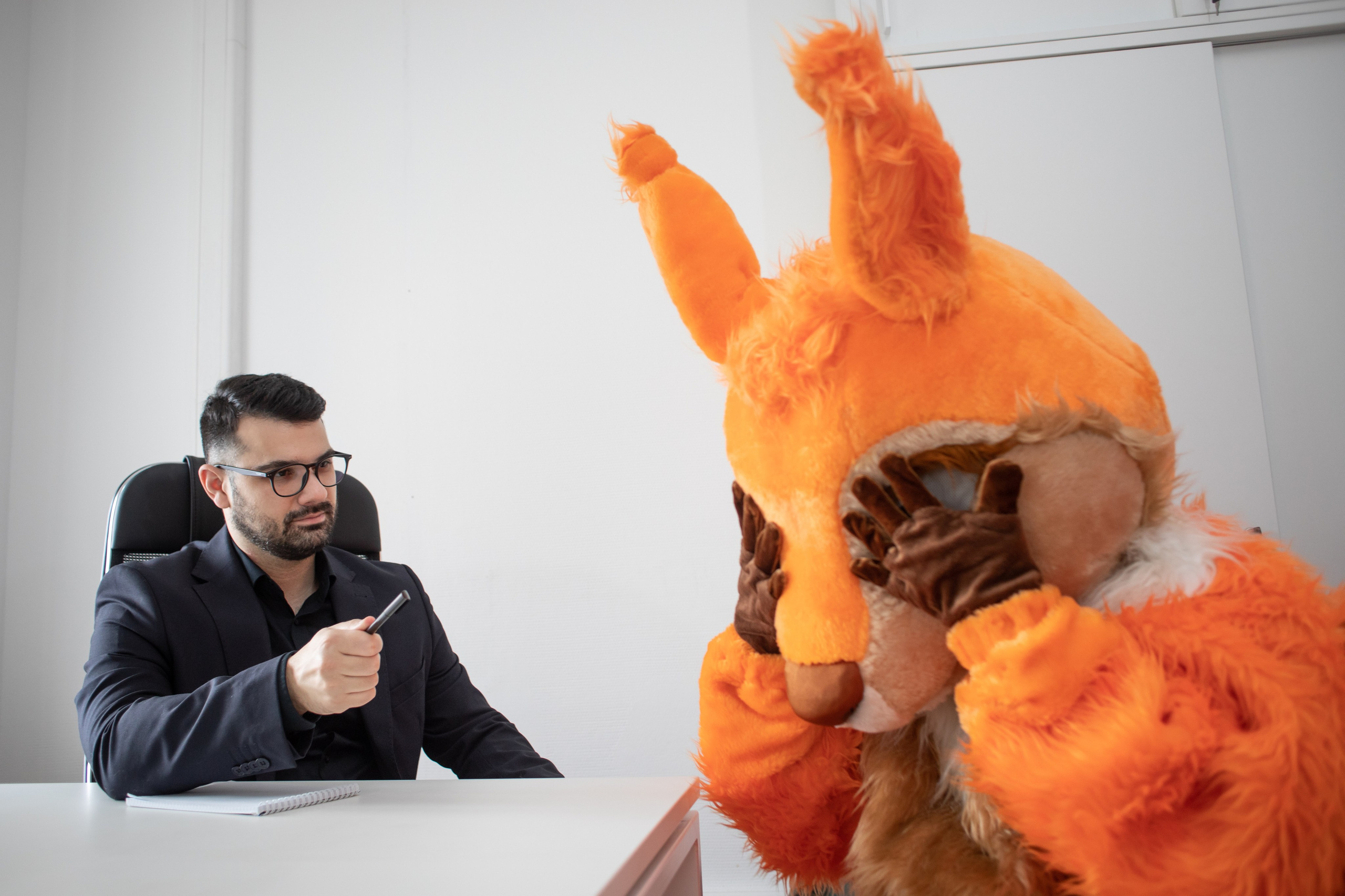 Фотосессия психиатра Николая Унгуряна. Юлия Лисняк, контент-фотограф в Санкт-Петербурге