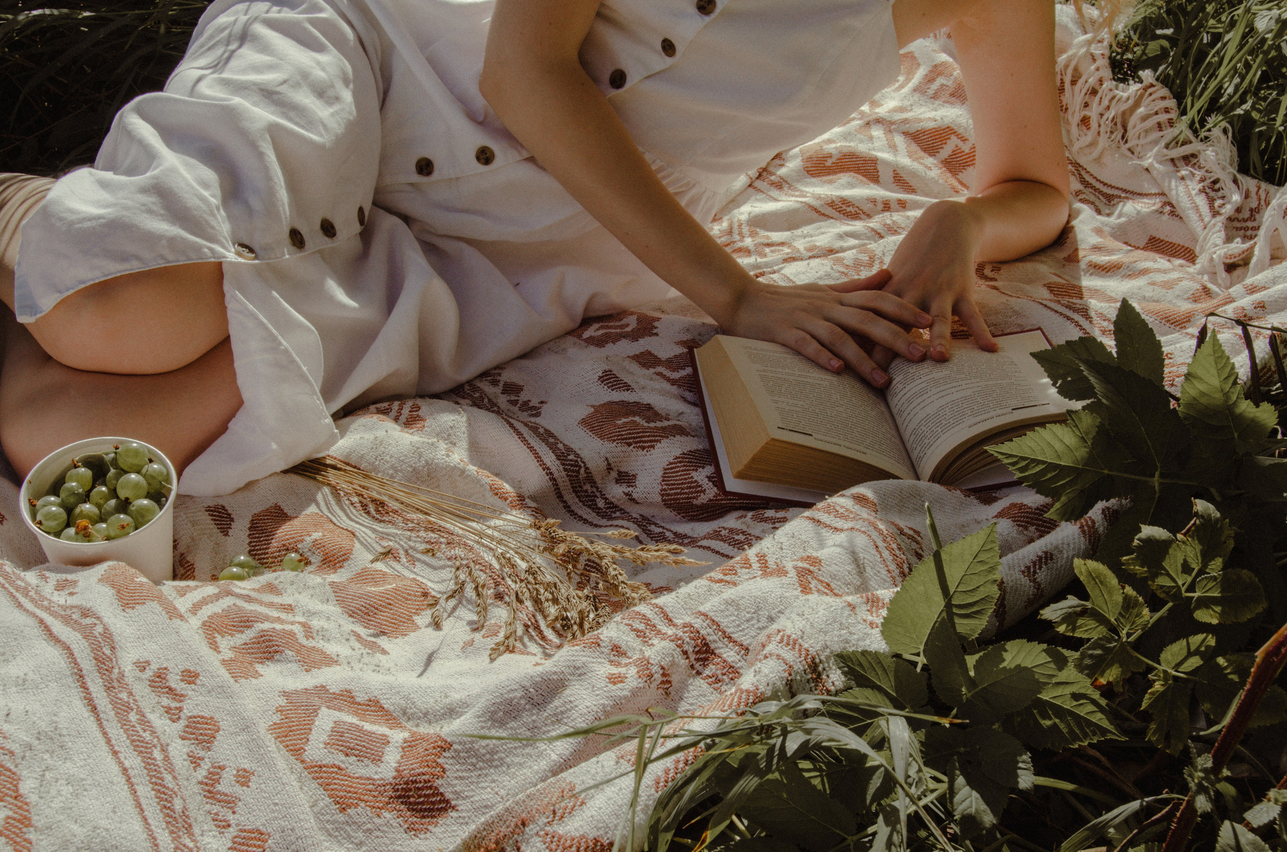 Фотограф предметной съемки, контент-фотограф, ретушер