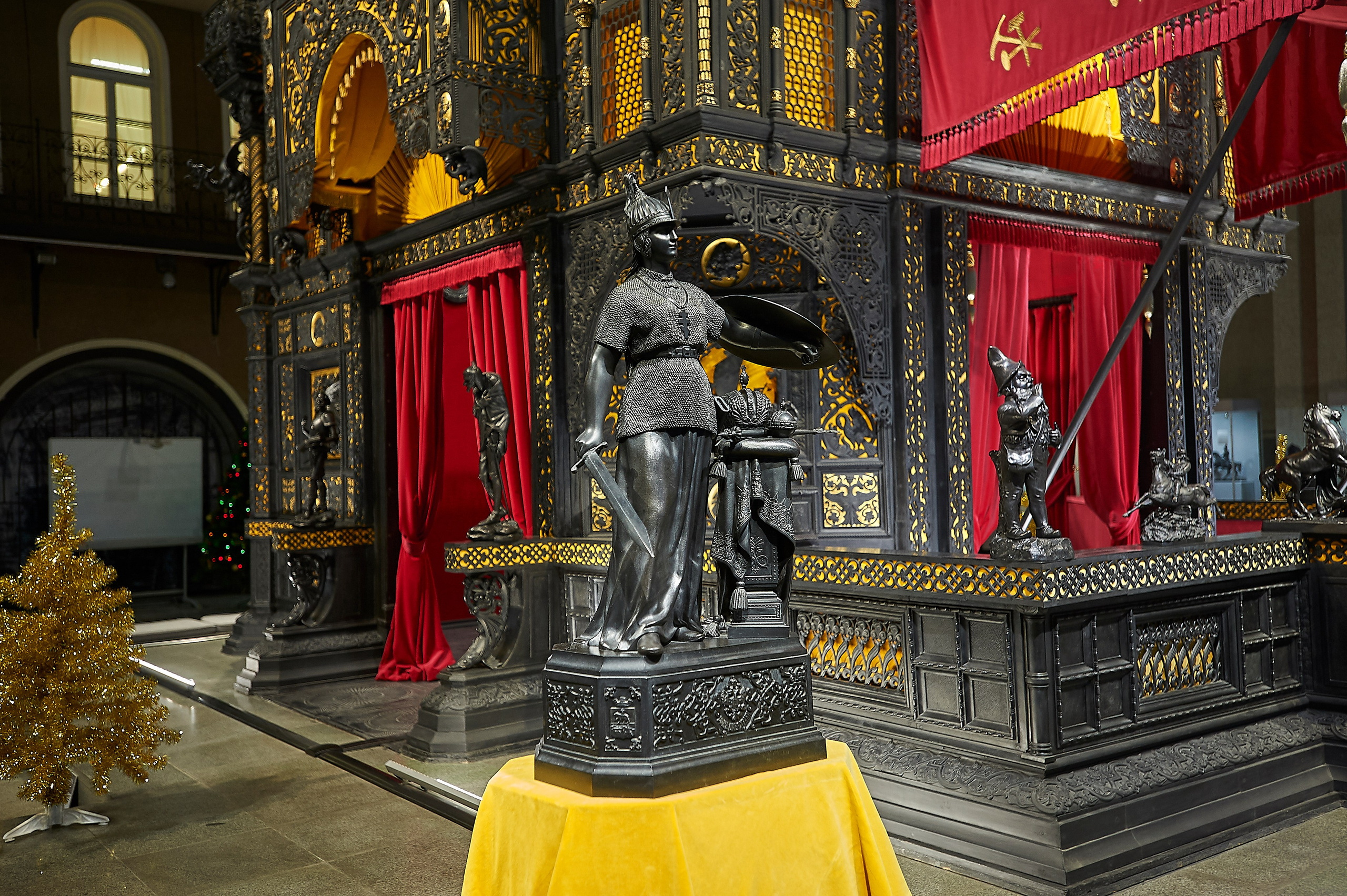 Каслинский чугунный павильон. Фото и жизнь