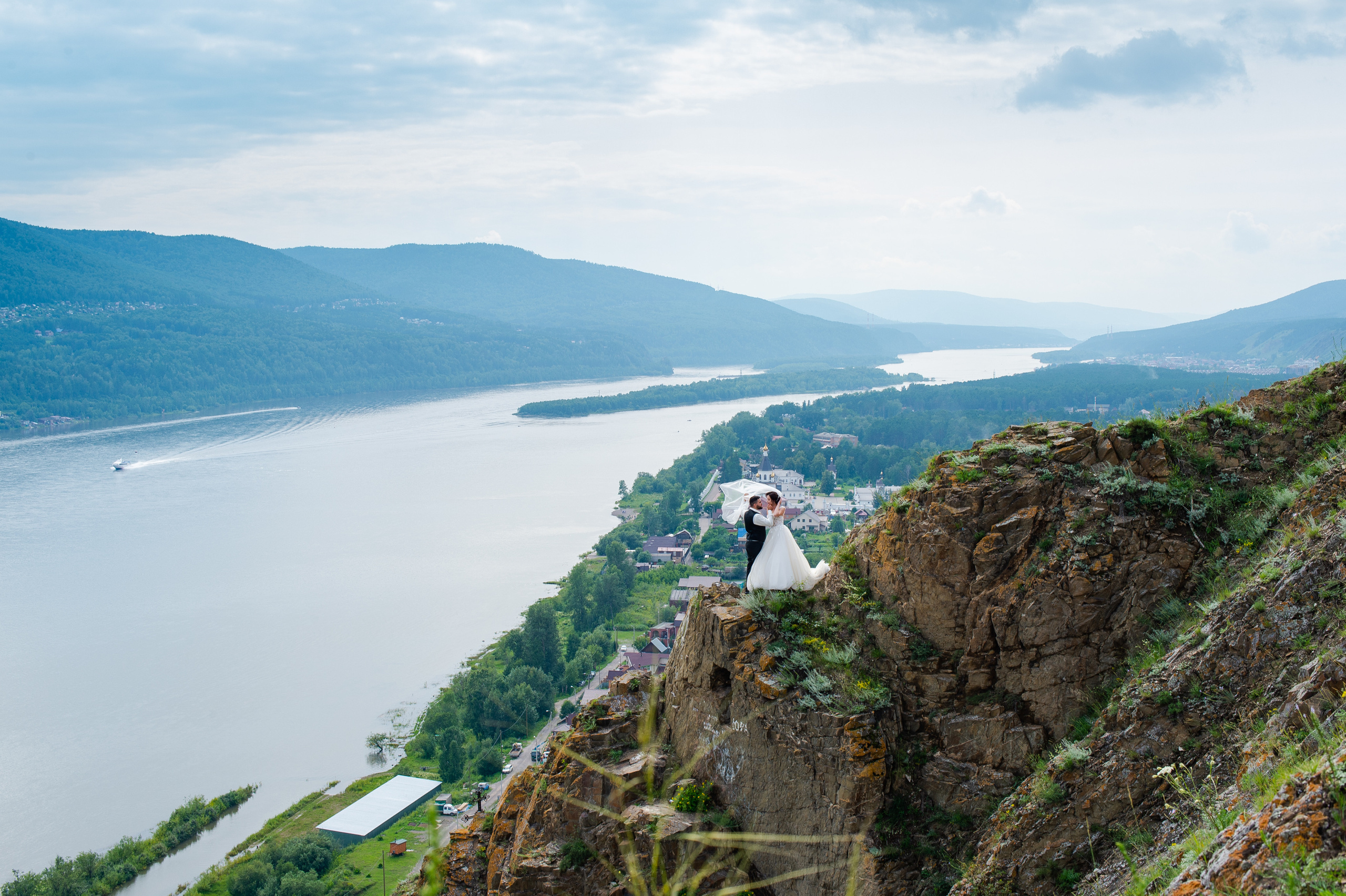 Свадебный и семейный фотограф в Омске Мормулев Михаил. Свадебный и семейный фотограф в Омске Мормулев Михаил