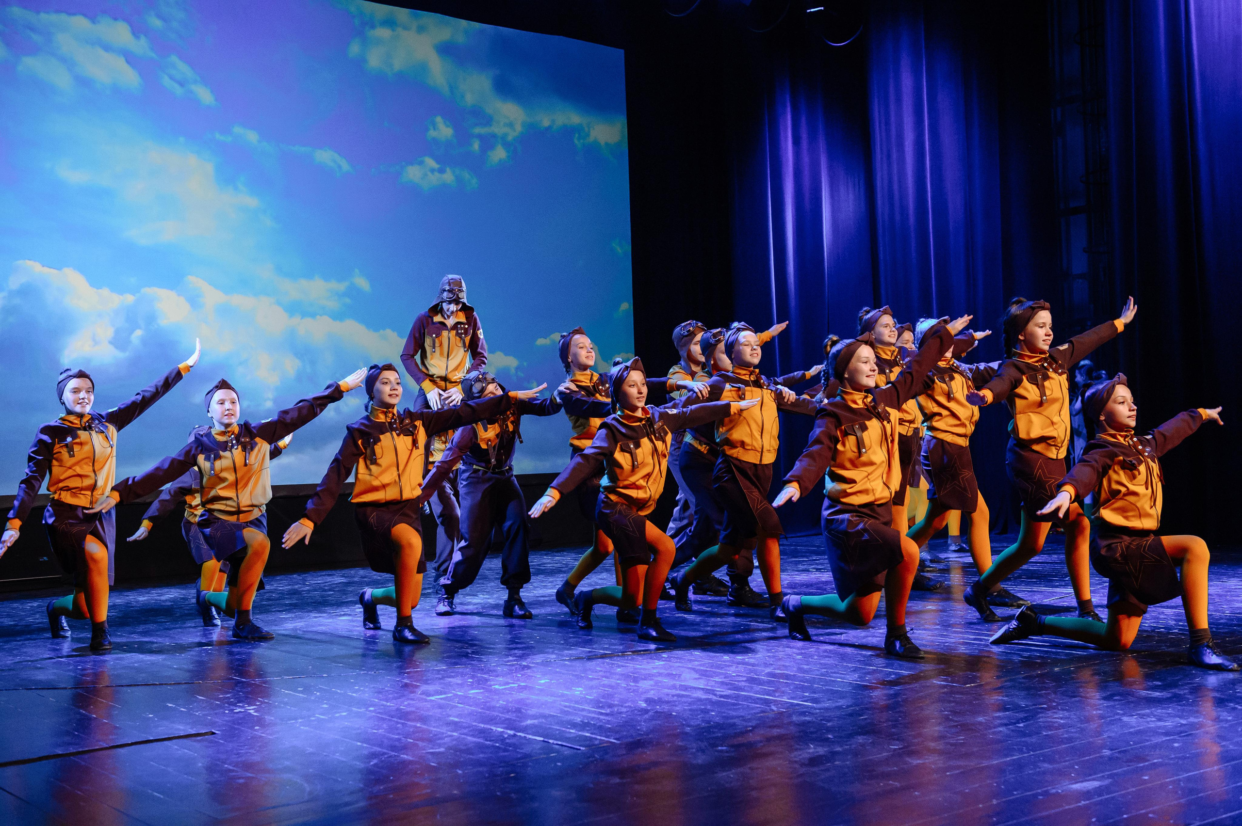 Отчетный концерт школы танцев «Хамелеон». Репортажный и свадебный фотограф в Курске Борис Захарчук