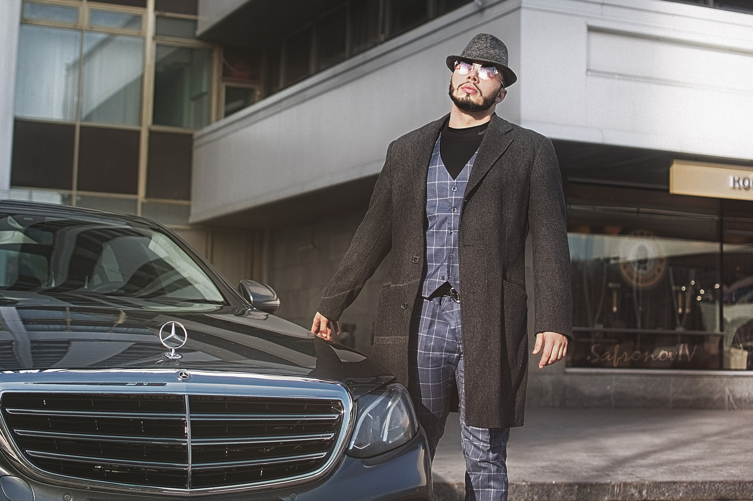 Баланс между классикой и современностью: где встречаются эпохи. Safronov Ivan — a portrait photographer in Moscow