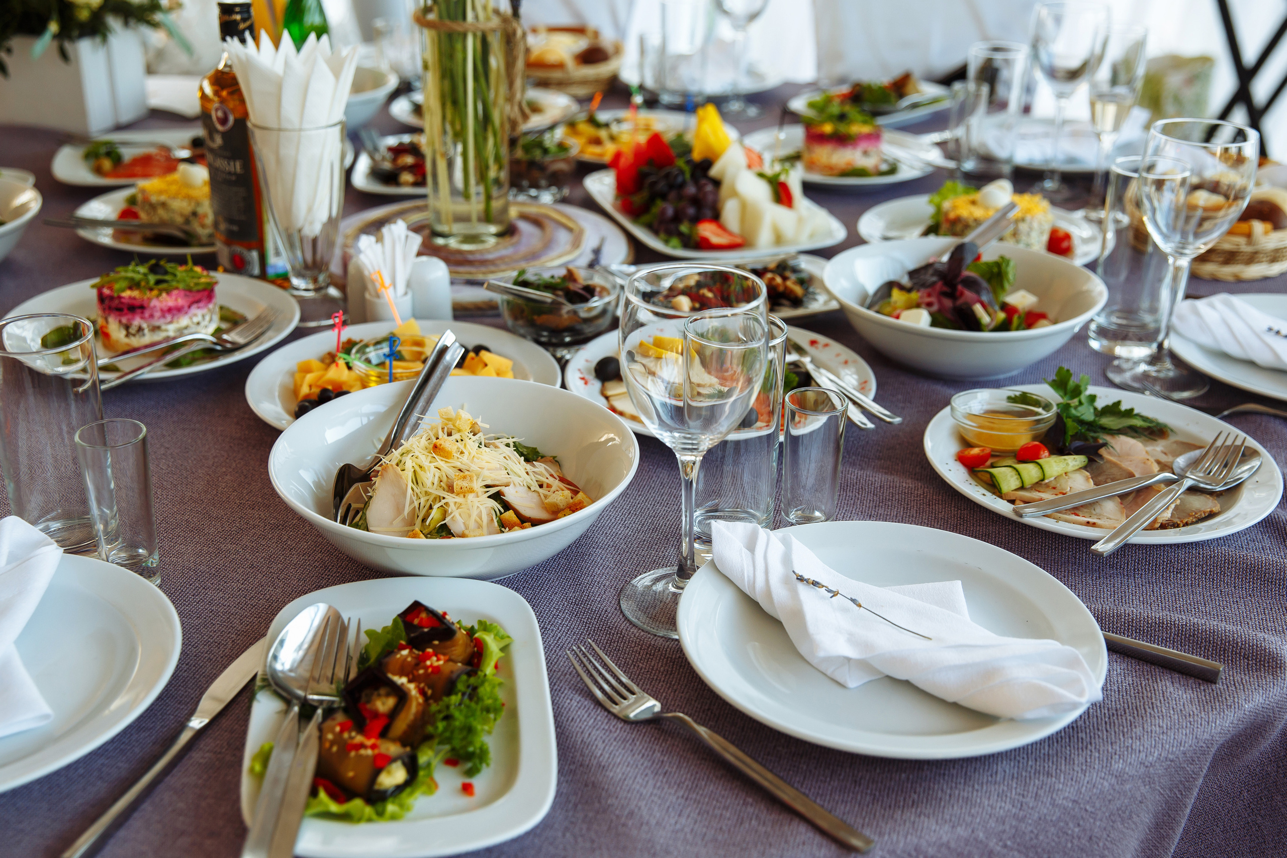 Особенности организации свадебного банкета. Меню на свадьбу. Свадебный фотограф Москва и МО Сергей Киржаев