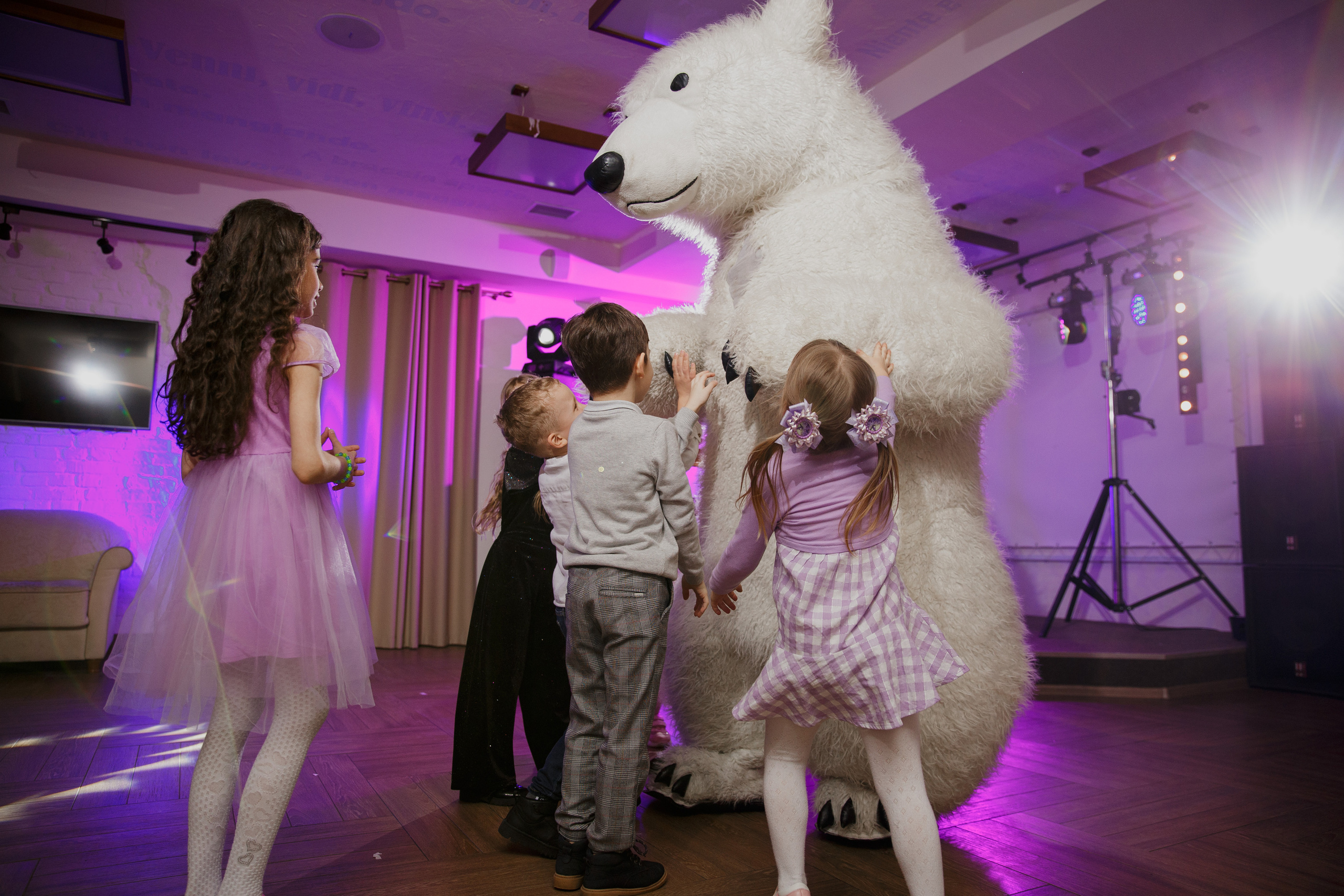 Поздравление от мишки Саратов