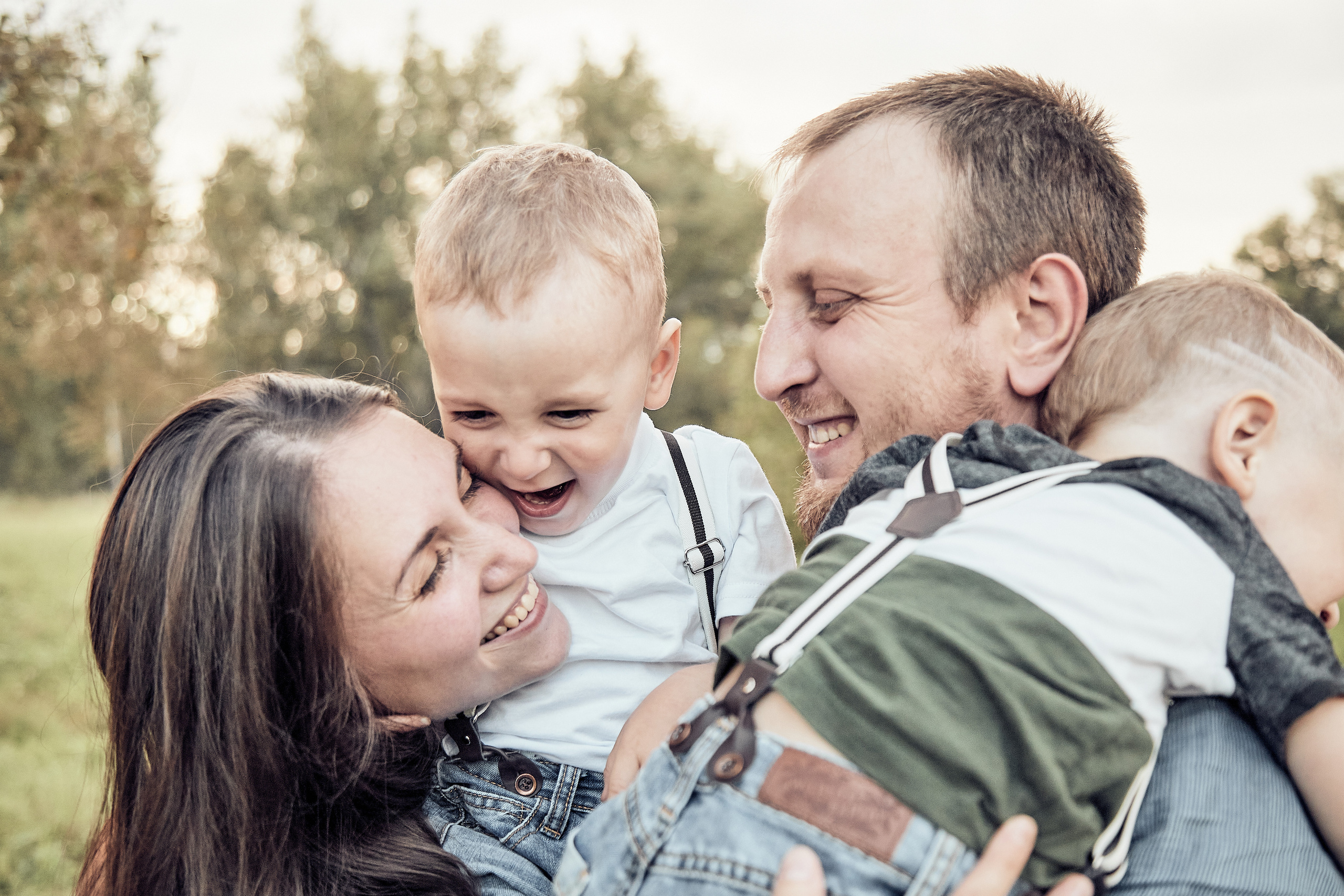 Семейная фотосессия, фотограф в Красноярске,. Свадебный и семейный фотограф в Красноярске Владимир Ятмасов