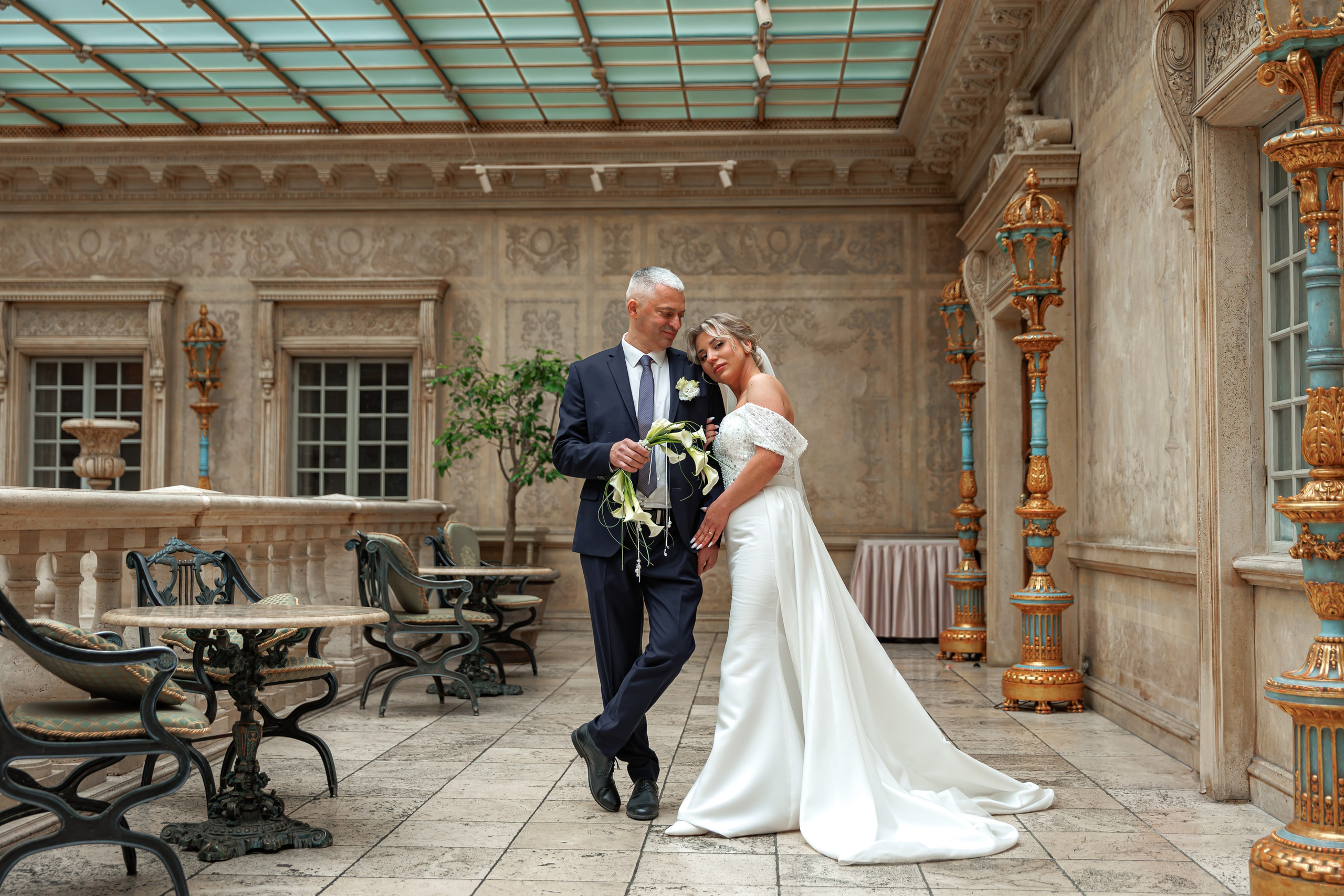 Свадебная фотосессия в ресторане Турандот. Свадебный фотограф Москва и МО Сергей Киржаев