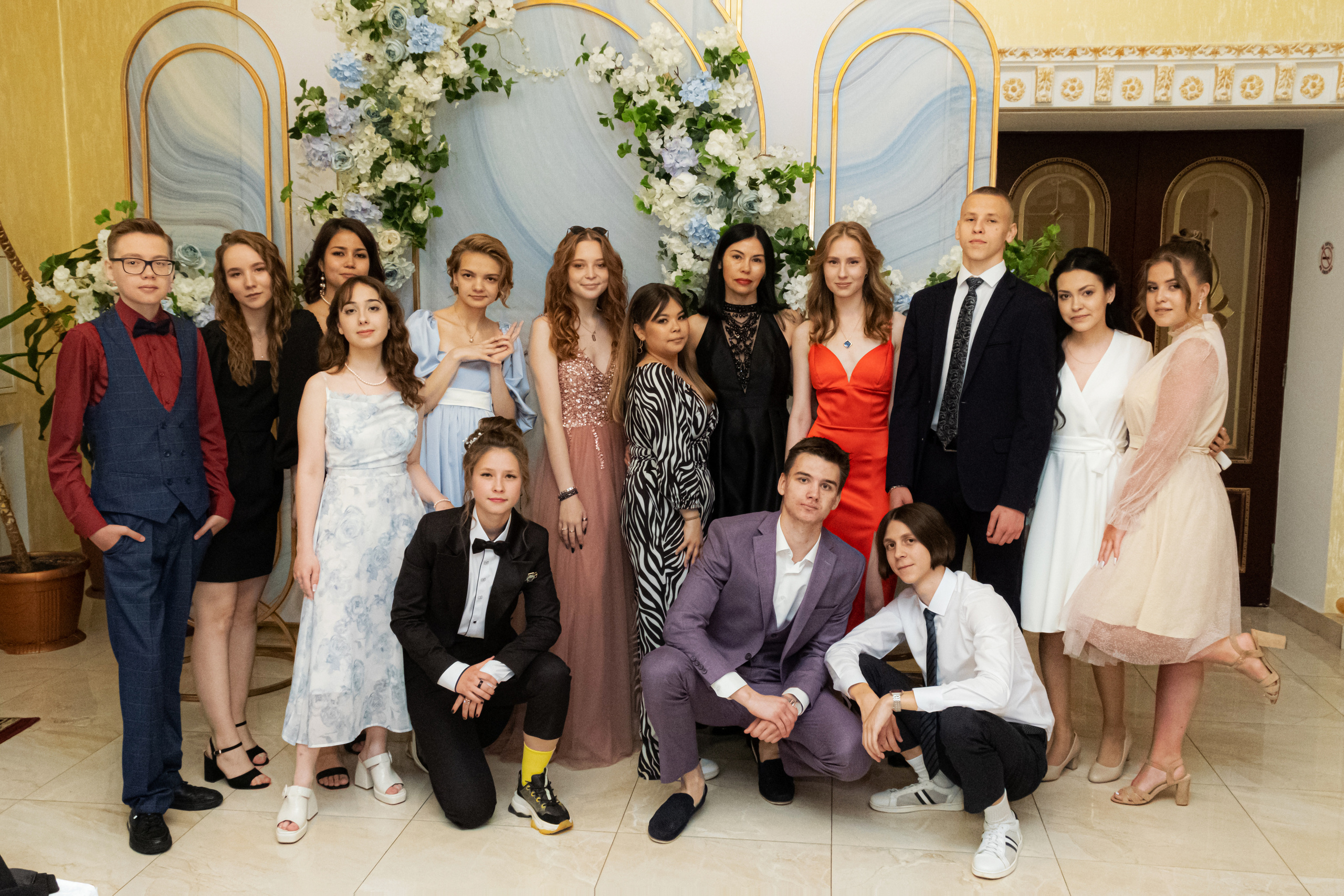 Выпускные&nbsp;Уфа. Фотограф&nbsp;Уфа. Фотограф на&nbsp;выпускной вечер. Ведущий на&nbsp;выпускной вечер. Организация и&nbsp;проведение выпускных в&nbsp;городе Уфа и&nbsp;за&nbsp;его пределами. Таблица расходов на&nbsp;проведение, последнего звонка, торжественной части и&nbsp;выпускного. Чек&nbsp;— лист на выпускной. Фотограф в детский сад.