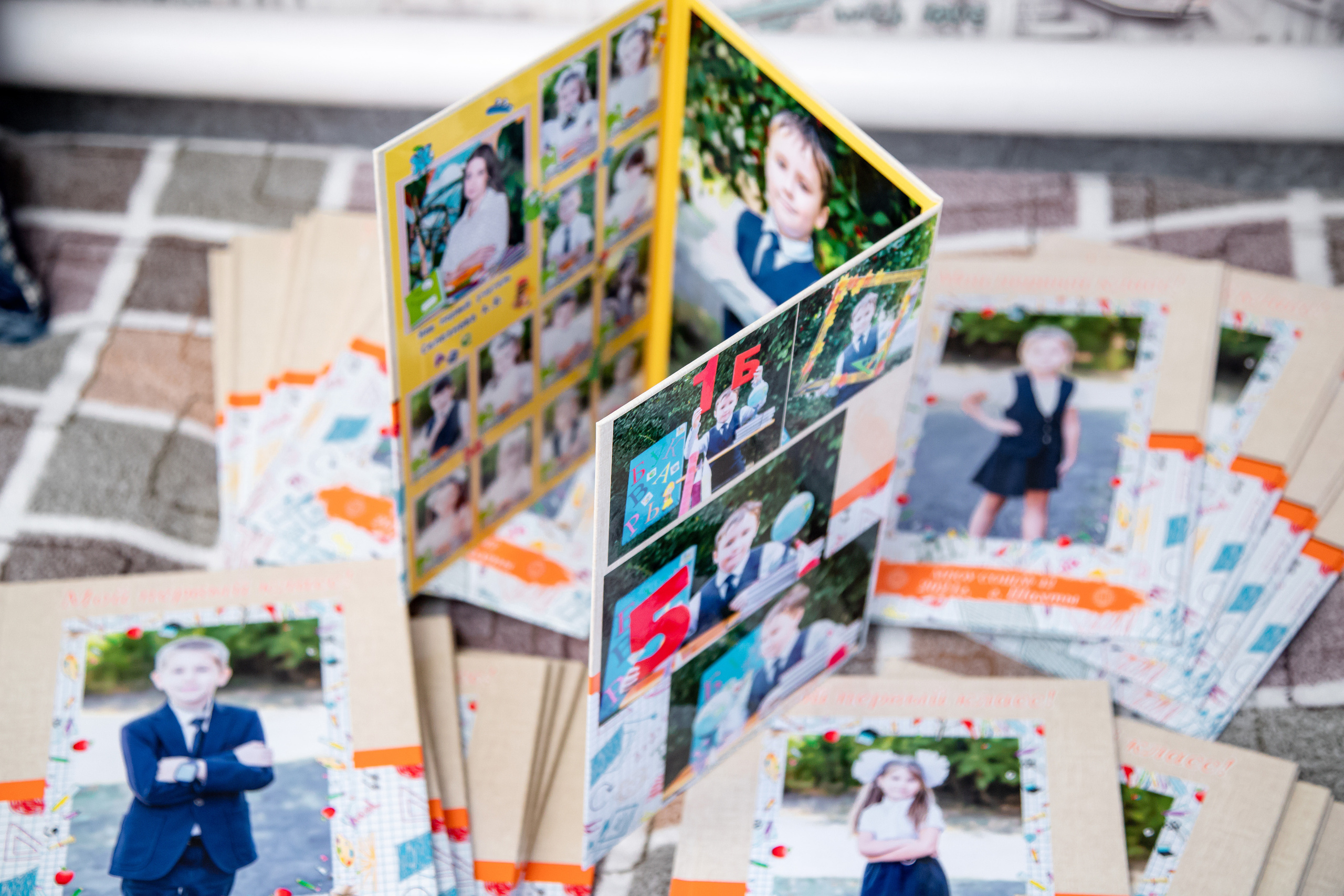 Трюмо средняя школа. Выпускной альбом Шахты Ростов