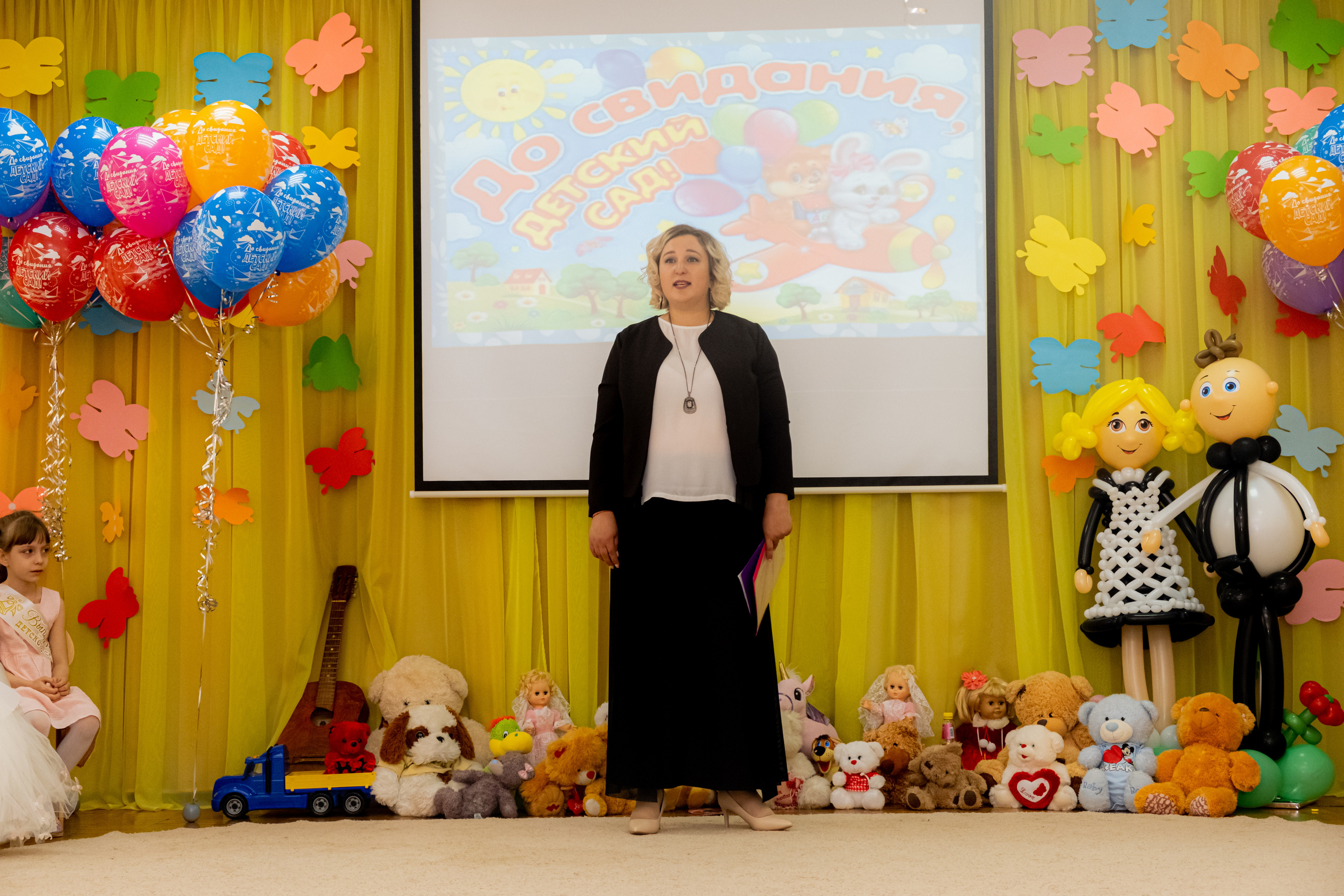 Выпускные&nbsp;Уфа. Фотограф&nbsp;Уфа. Фотограф на&nbsp;выпускной вечер. Ведущий на&nbsp;выпускной вечер. Организация и&nbsp;проведение выпускных в&nbsp;городе Уфа и&nbsp;за&nbsp;его пределами. Таблица расходов на&nbsp;проведение, последнего звонка, торжественной части и&nbsp;выпускного. Чек&nbsp;— лист на выпускной. Фотограф в детский сад.