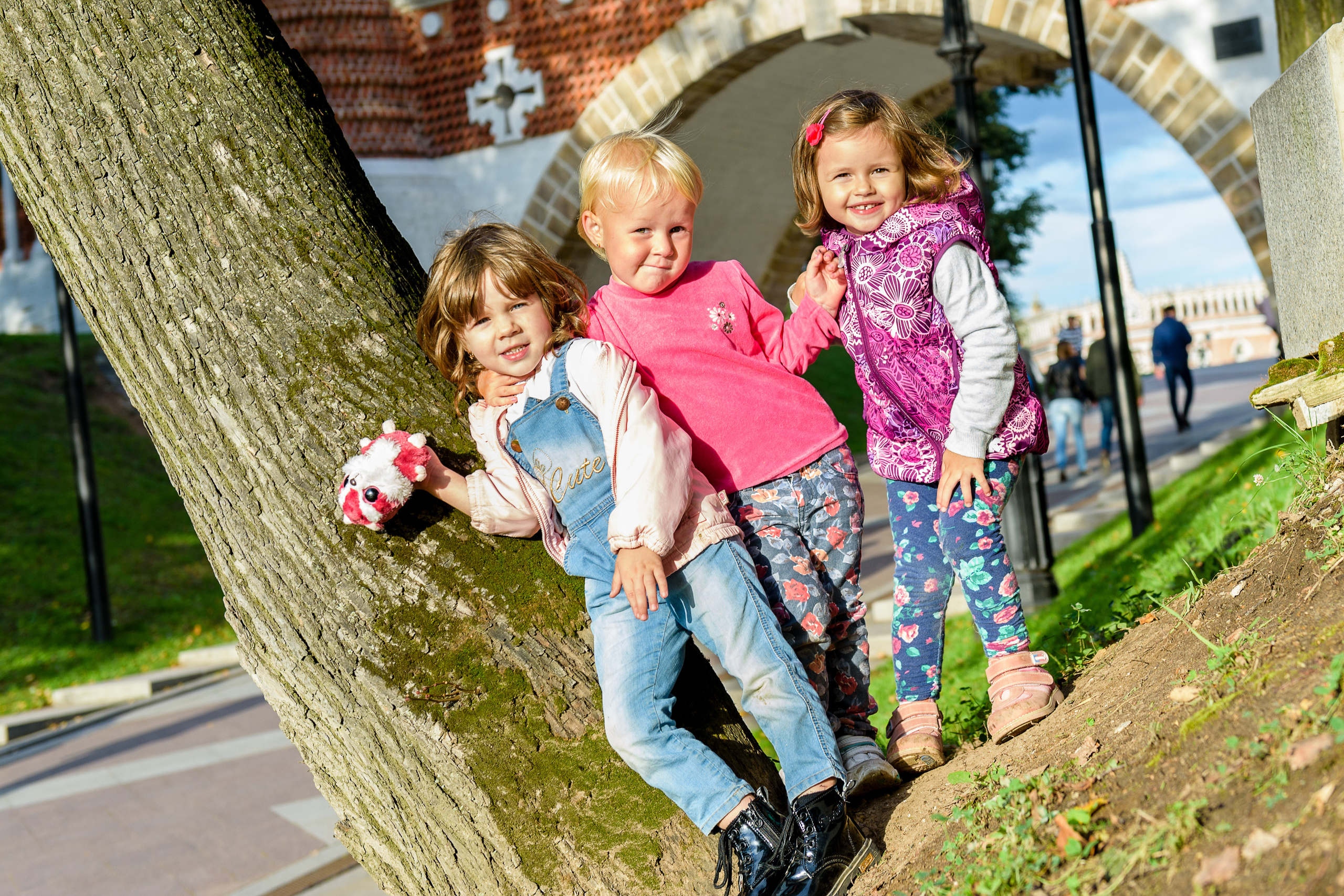 Индивидуальные и семейные фотосессии. Детство-Фото