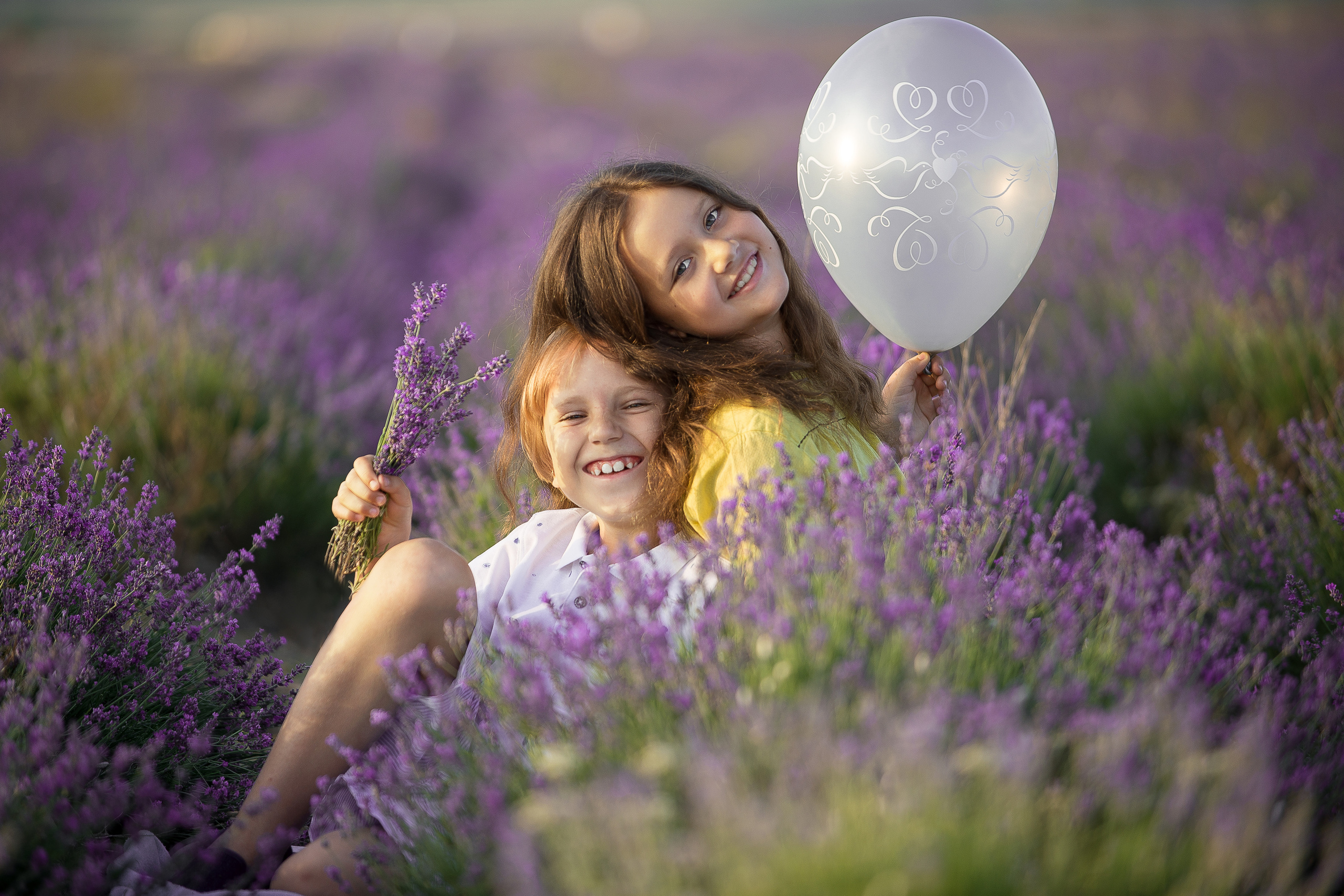 Детская фотосессия на лавандовом поле в Тургеневке (Крым)