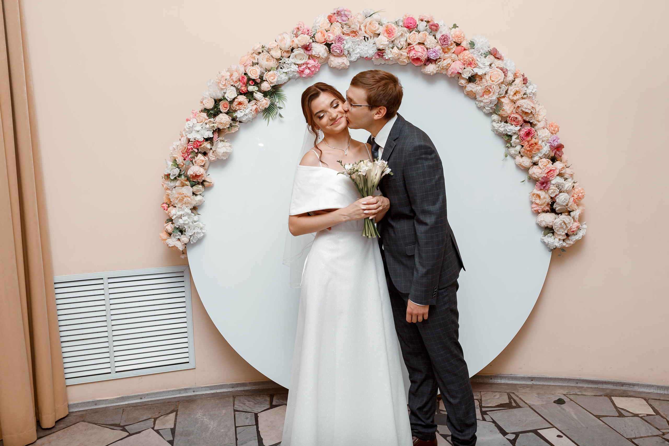 Диана и Влад. Свадебный, предметный и портретный фотограф в Волгограде