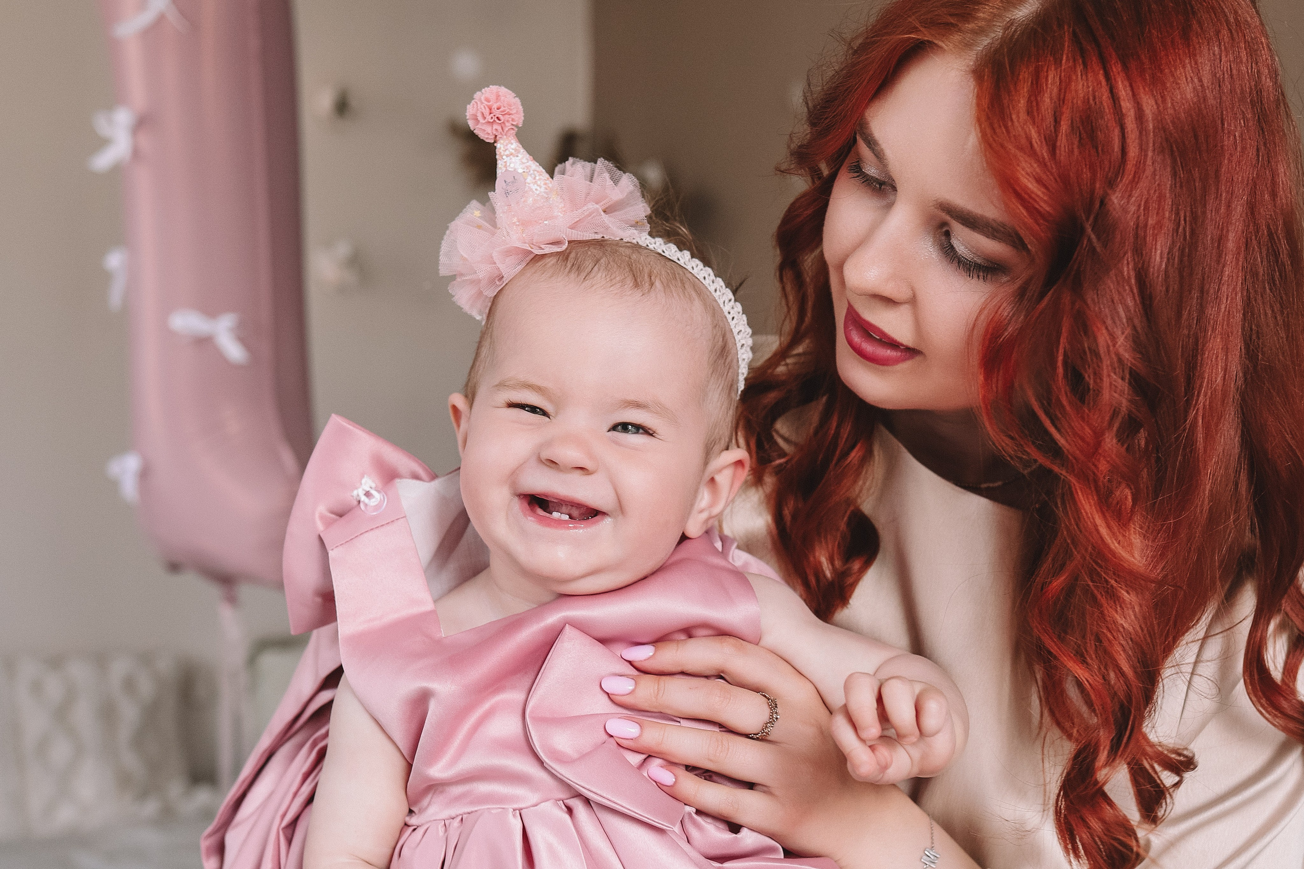 Мама и дочка в студии, семейная фотосессия Санкт-Петербург