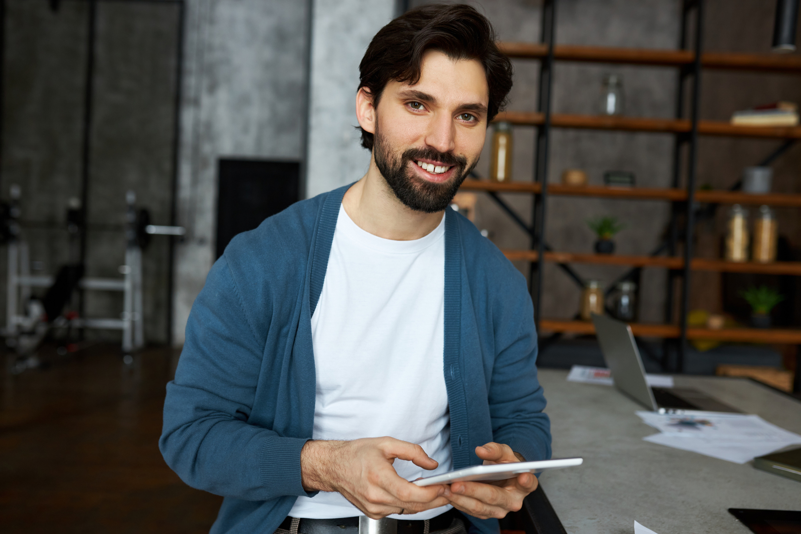 Портрет спб. Деловой стиль. Бизнес стиль фотограф. Найти фотографа. Фото спб. Фото Петербург. Фото Санкт-Петербург.