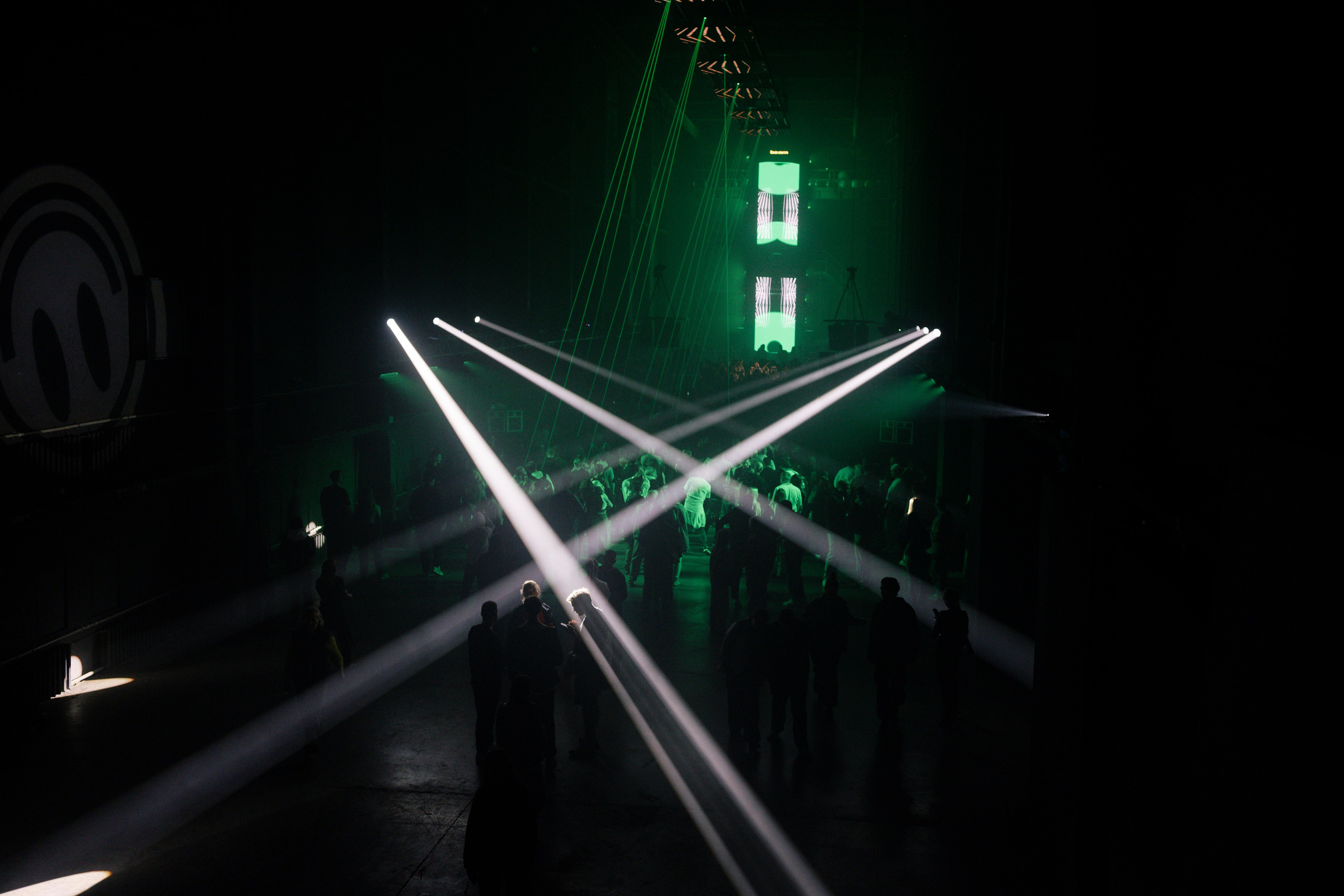 NO GLOSS MAGAZINE. Nikeli.mag