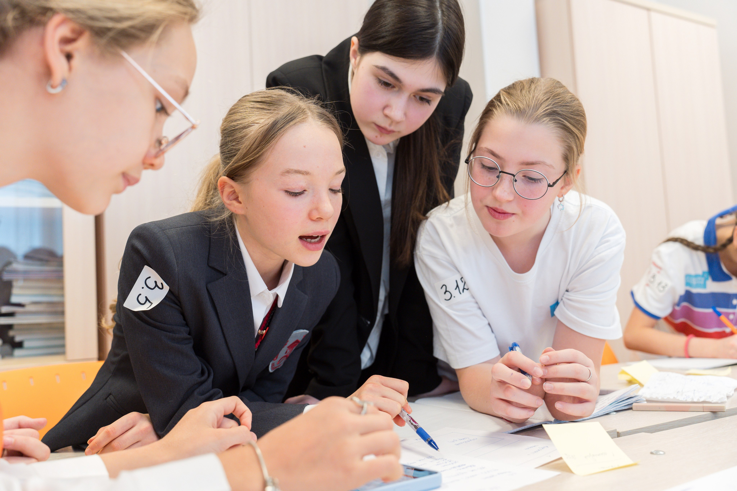 Контакты. Репортажная съёмка в Санкт-Петербурге, Константин Петров