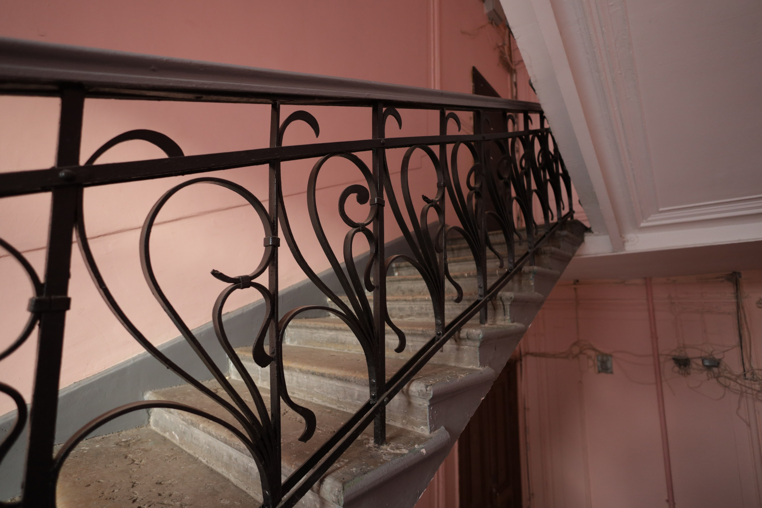 Дом лейтенанта Юрия Корсака. 812 оттенков Питера