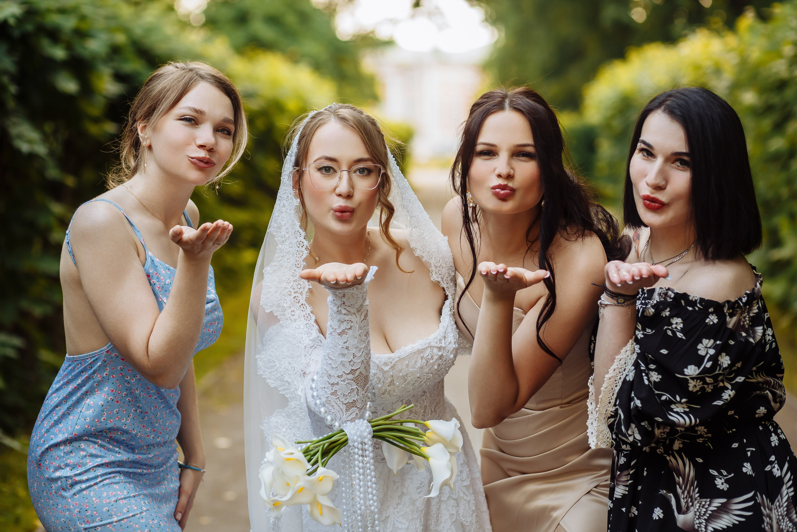 Усадьба&nbsp;Кусково - фотосессия невесты с подружками