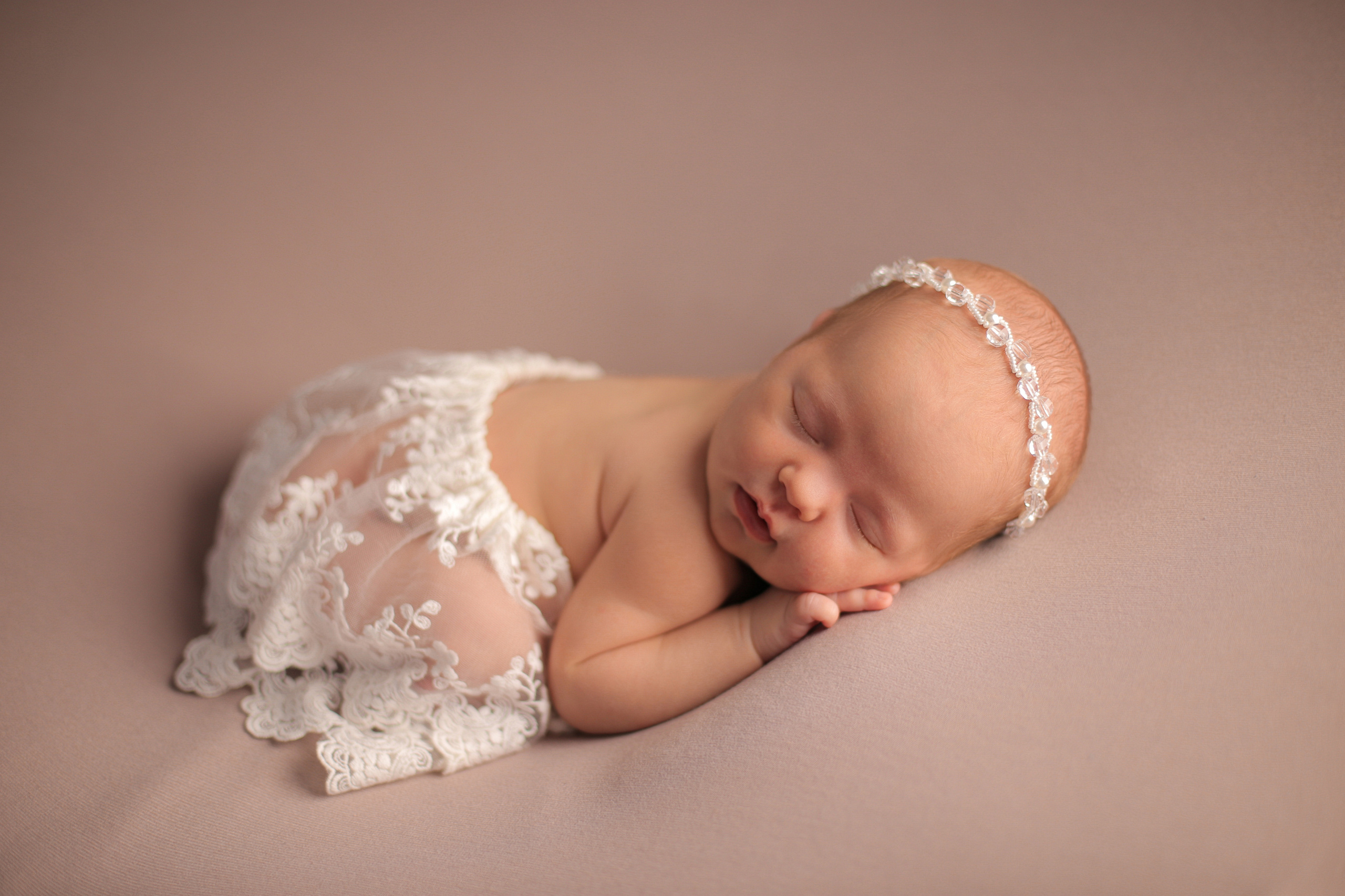 Newborn. Ирина Чайка. Профессиональный фотограф и наставник экспертов