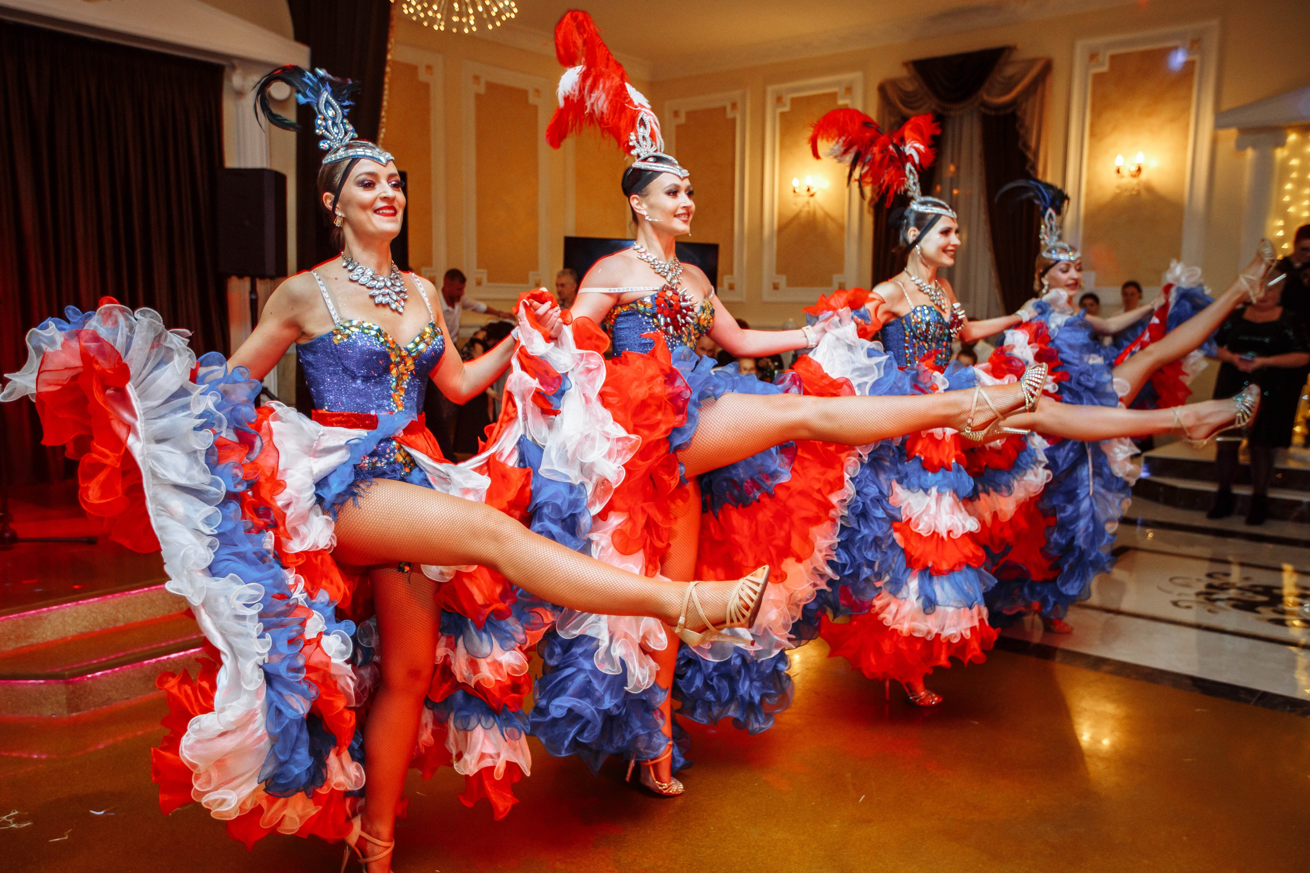 Корпоратив — фото видео съемка, услуги по организации праздников. Свадебный фотограф видеограф в ЗАГС и на свадьбу целый день Москва и МО