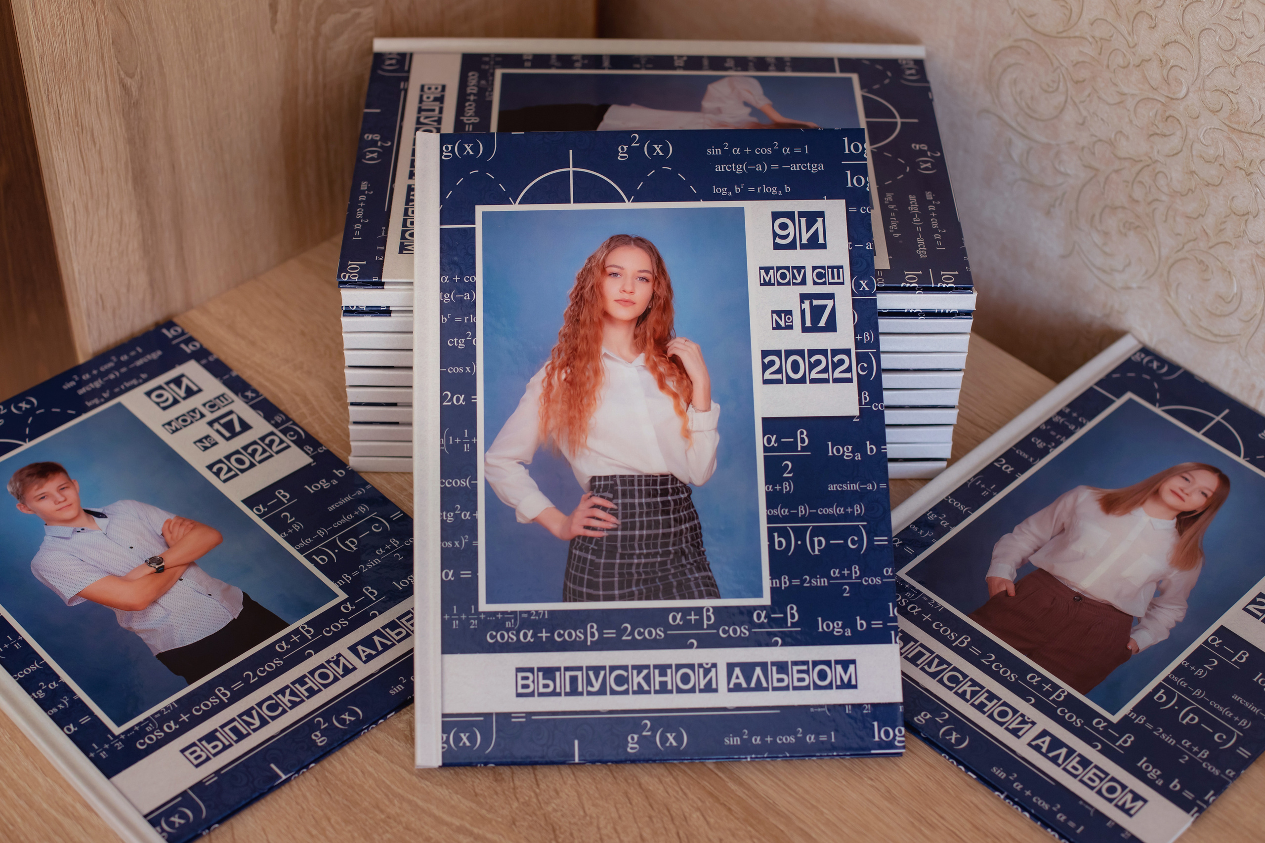 Свадебные фото книги и выпускные альбомы. Свадебный и семейный фотограф в Волжском Антон Тюрин