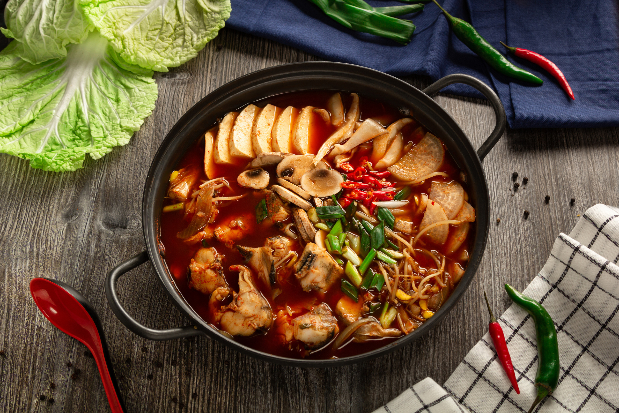 Фуд-фотосъемка для корейского ресторана в СПб – кейс | Алан Ульбашев. Предметный фотограф в СПб | Съемка для Wildberries, Ozon, рекламы | Алан Ульбашев