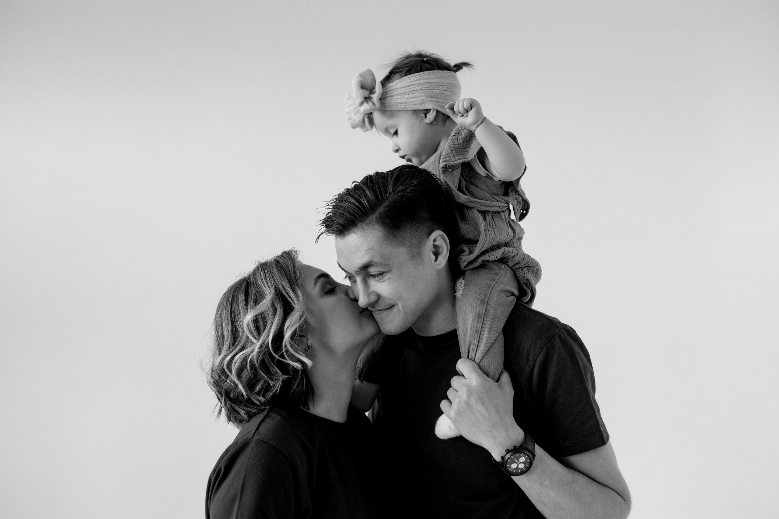 Контакты. Фотограф Виктория Кравец