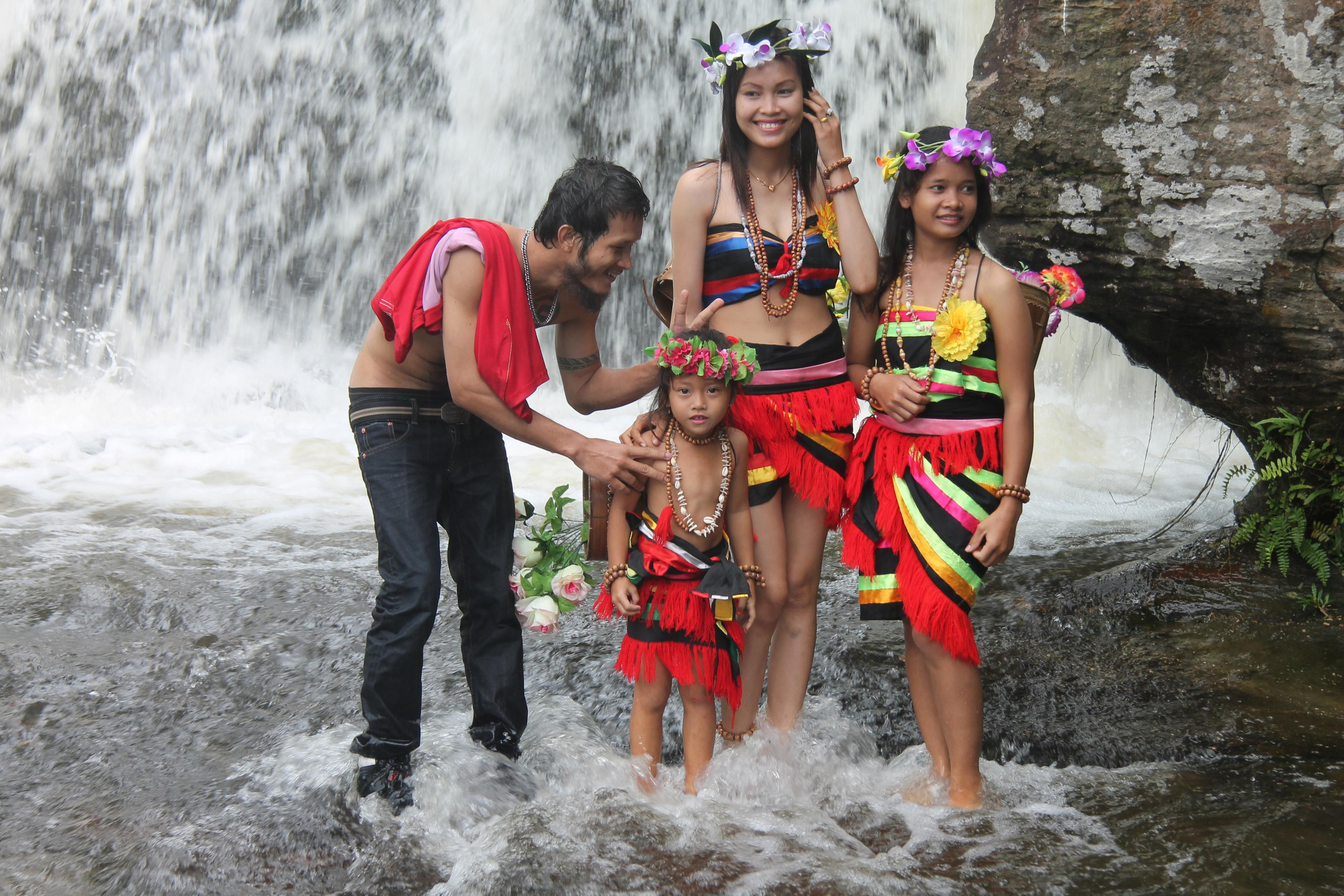 2013 — Камбоджа, Вьетнам. OneSnap