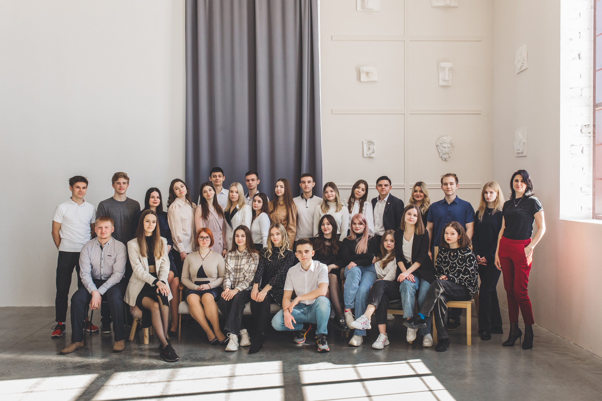 Выпускные альбомы НЕБАНАЛЬНО. Свадебная и семейная фотография в Курске Адамян Давид