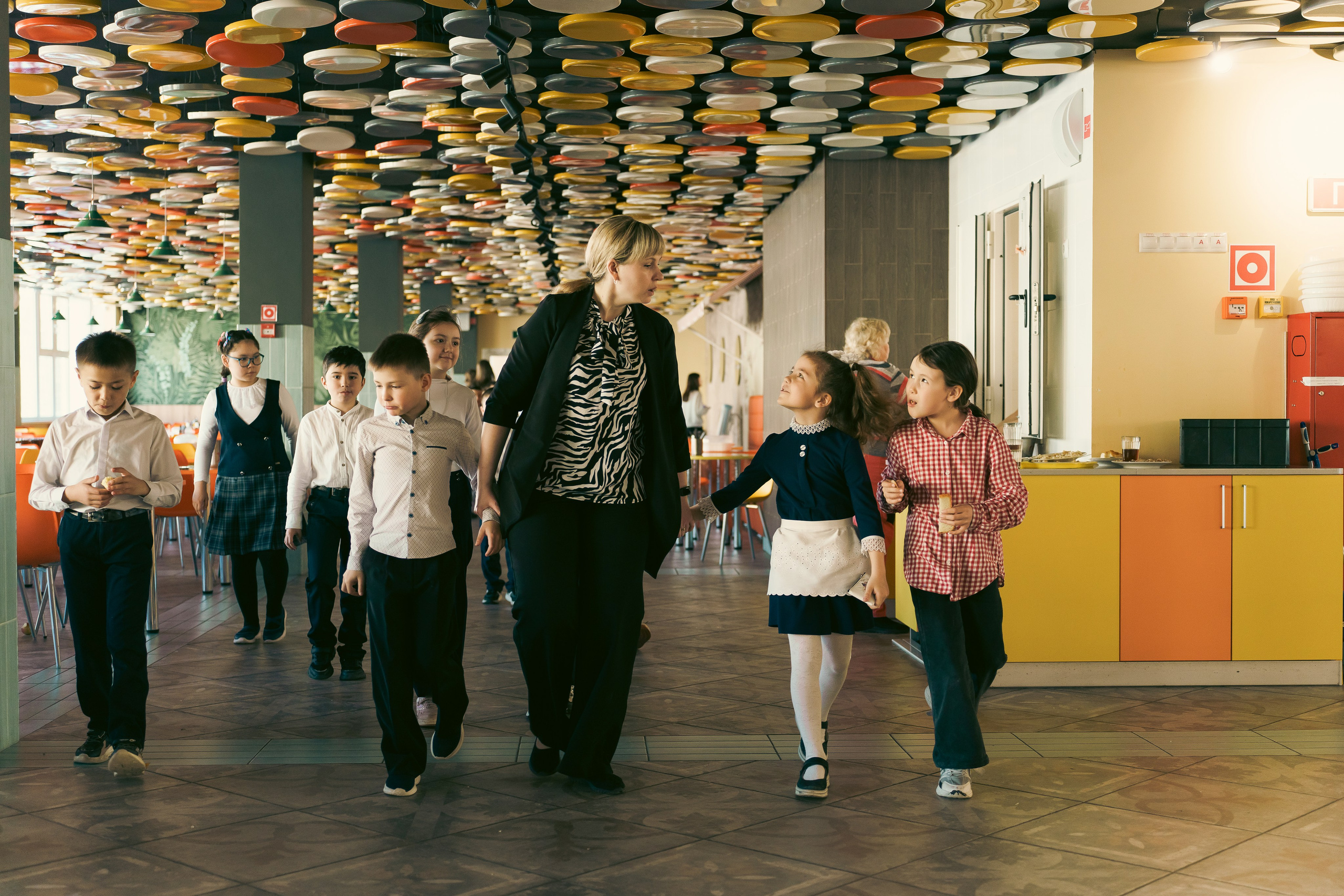 Выпускной альбом ЛАЙФБУК. Лайфстайл фотограф в Ханты-Мансийске Мария Шишкина
