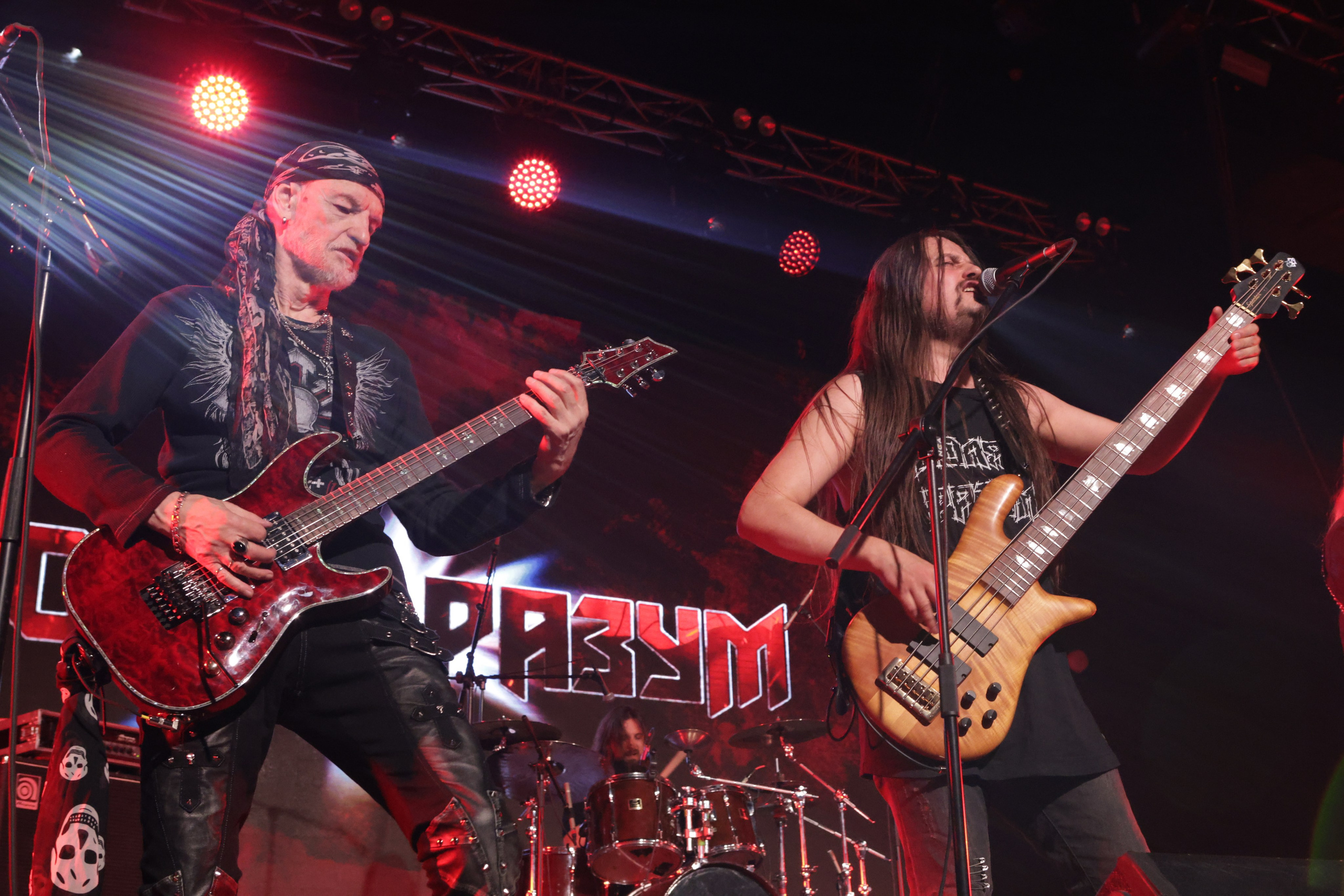 Концерт группы Воля и Разум в Спб. Фотограф Сергей Пюннинен