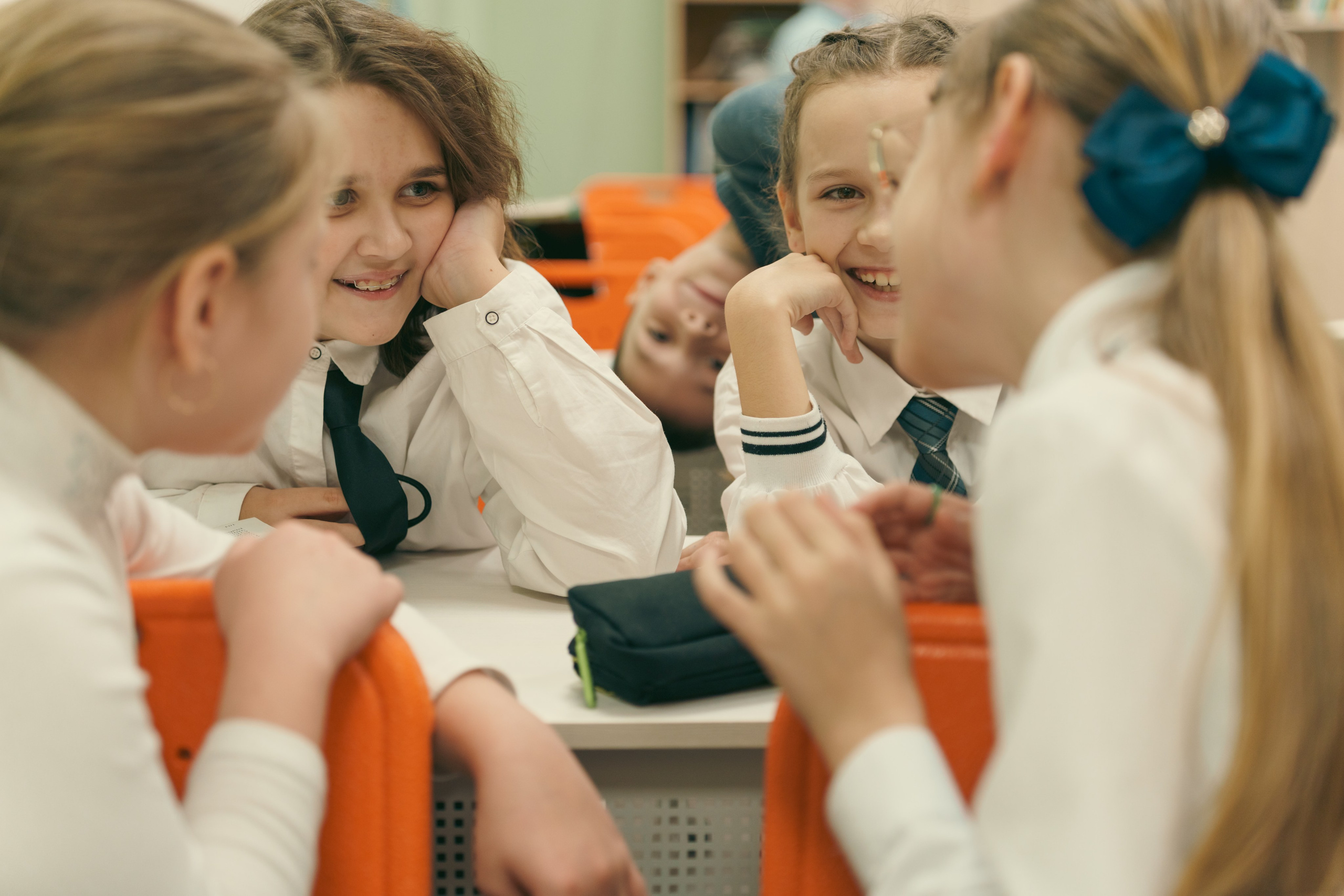 Выпускной альбом ЛАЙФБУК. Лайфстайл фотограф в Ханты-Мансийске Мария Шишкина