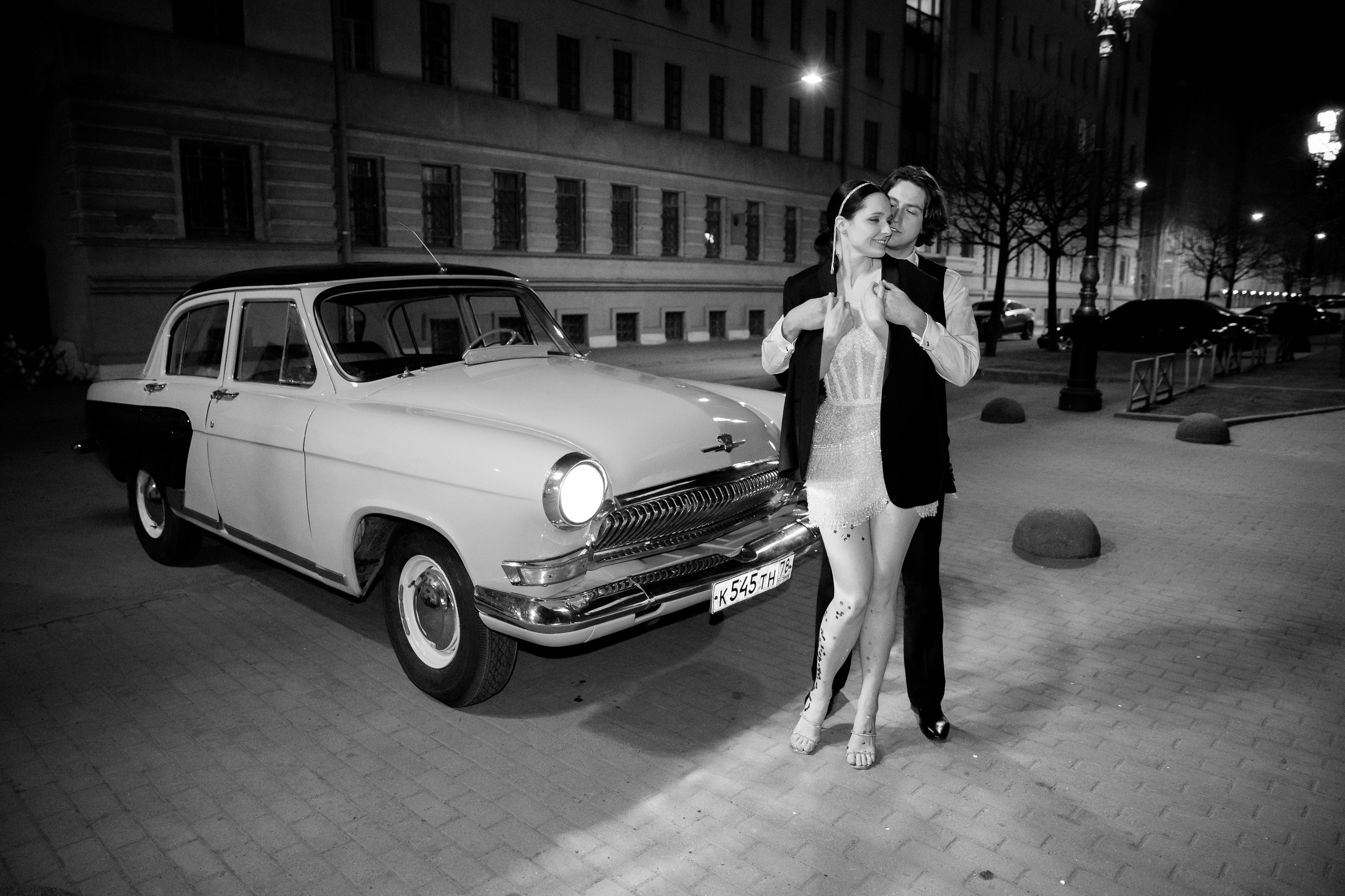 Аренда автомобиля Волга с водителем. Свадебный фотограф в Санкт-Петербурге Никита Кузякин