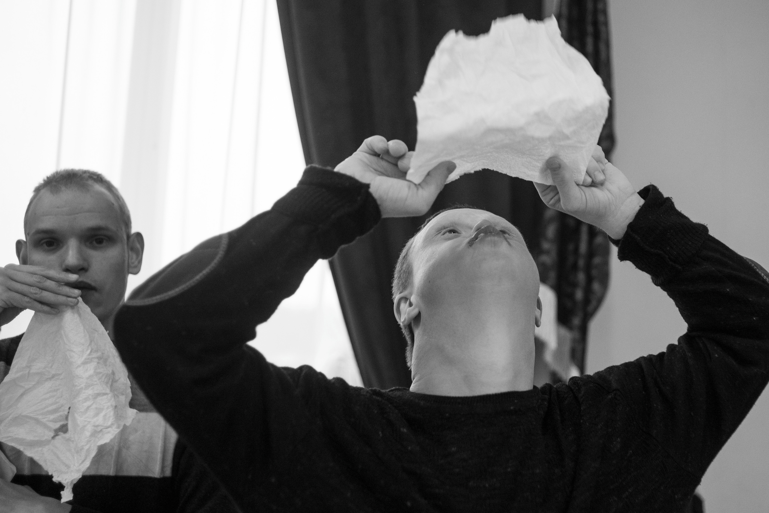 Осколки. Фотограф Светлана Амирханова